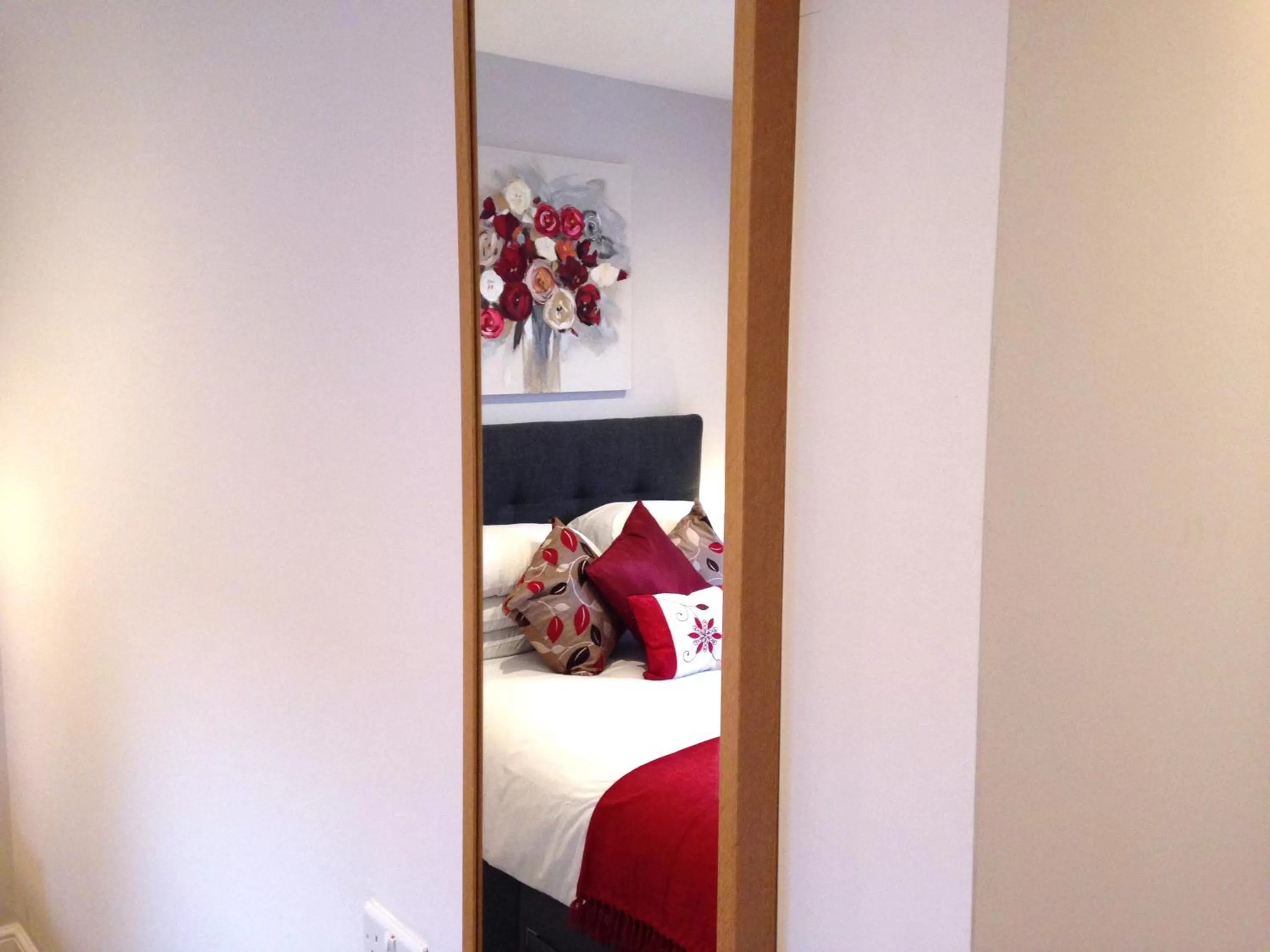 Decorative detail, Bed in The Wheatsheaf