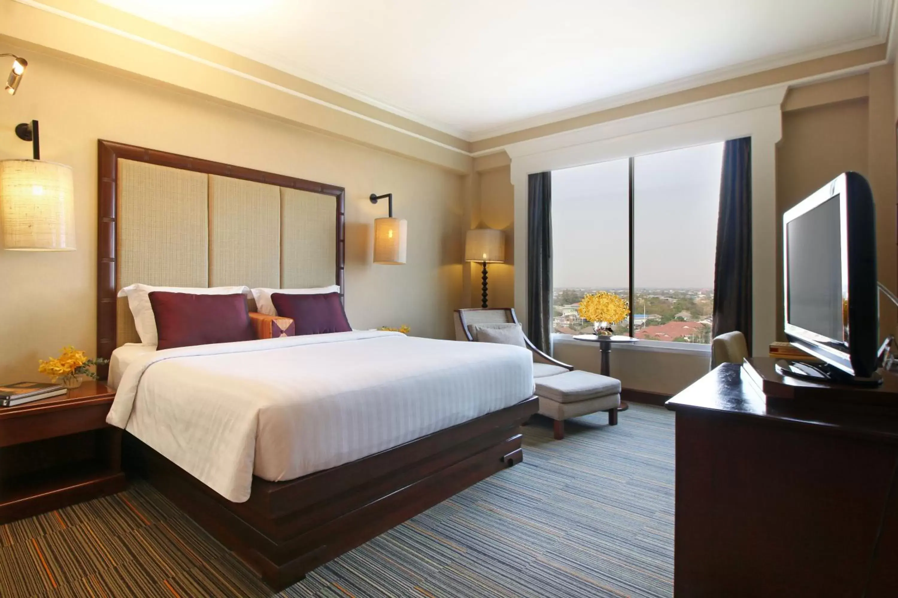 View (from property/room), Bed in The Imperial Hotel & Convention Centre Korat