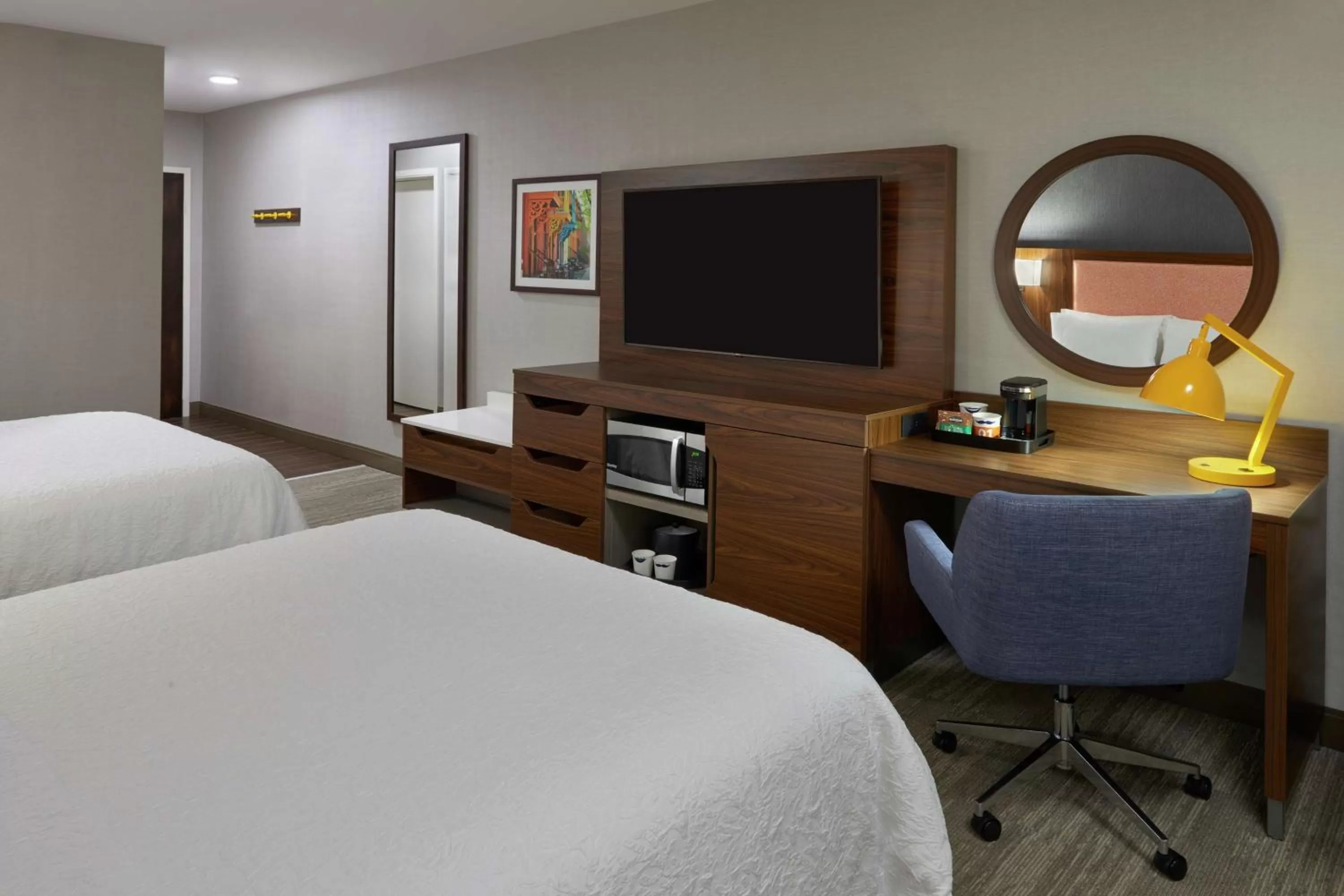 Bedroom, Bed in Hampton Inn & Suites Montreal-Dorval