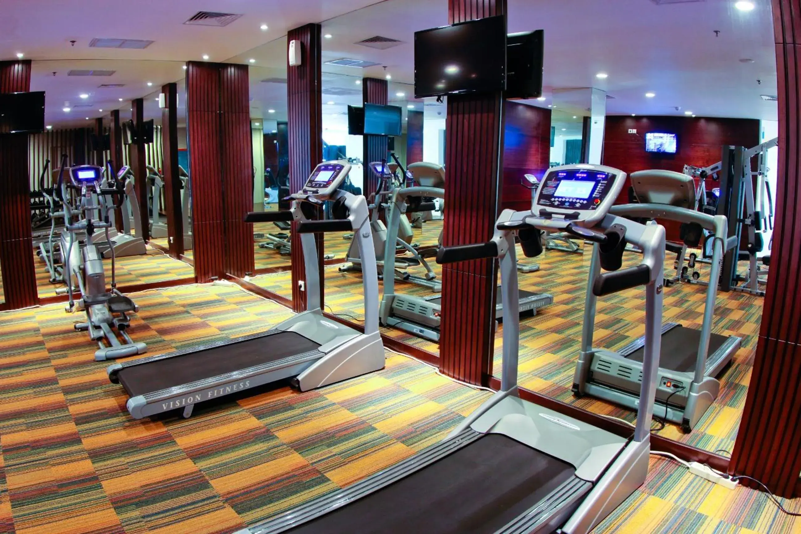 Fitness centre/facilities in HARRIS Hotel & Conventions Malang Fitness centre/facilities in HARRIS Hotel & Conventions Malang