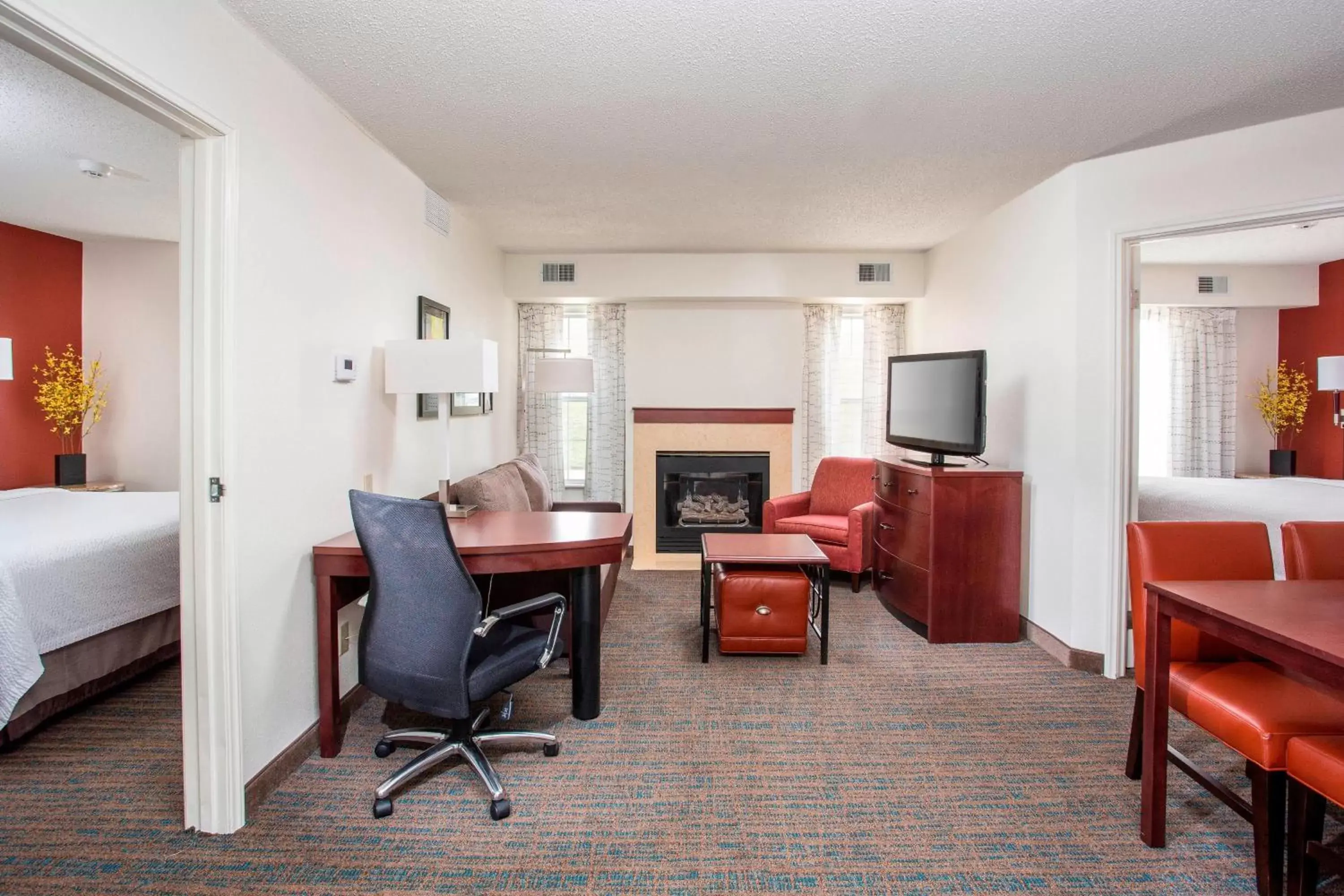 Bedroom, Seating Area in Residence Inn Topeka