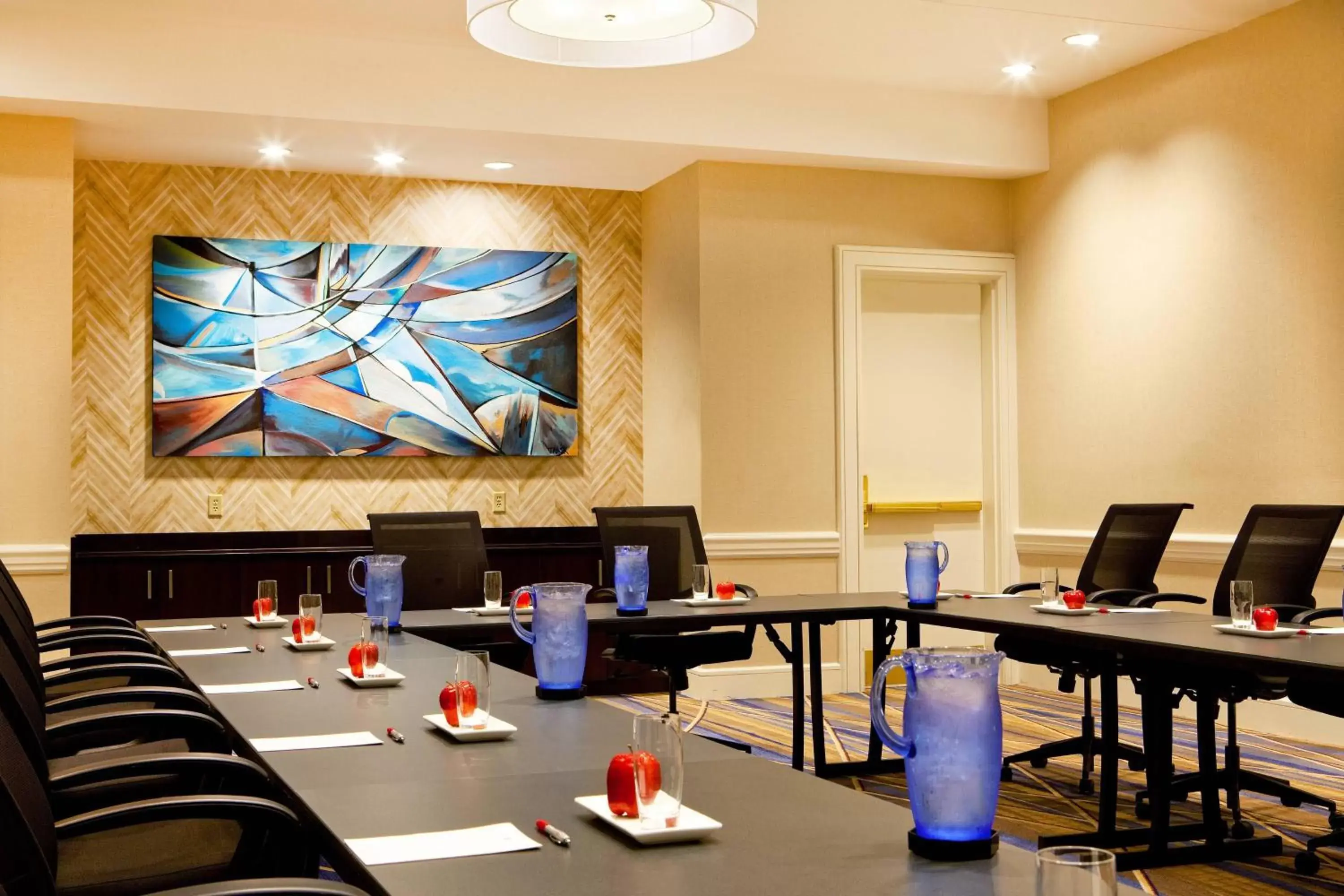 Meeting/conference room in Boston Marriott Burlington