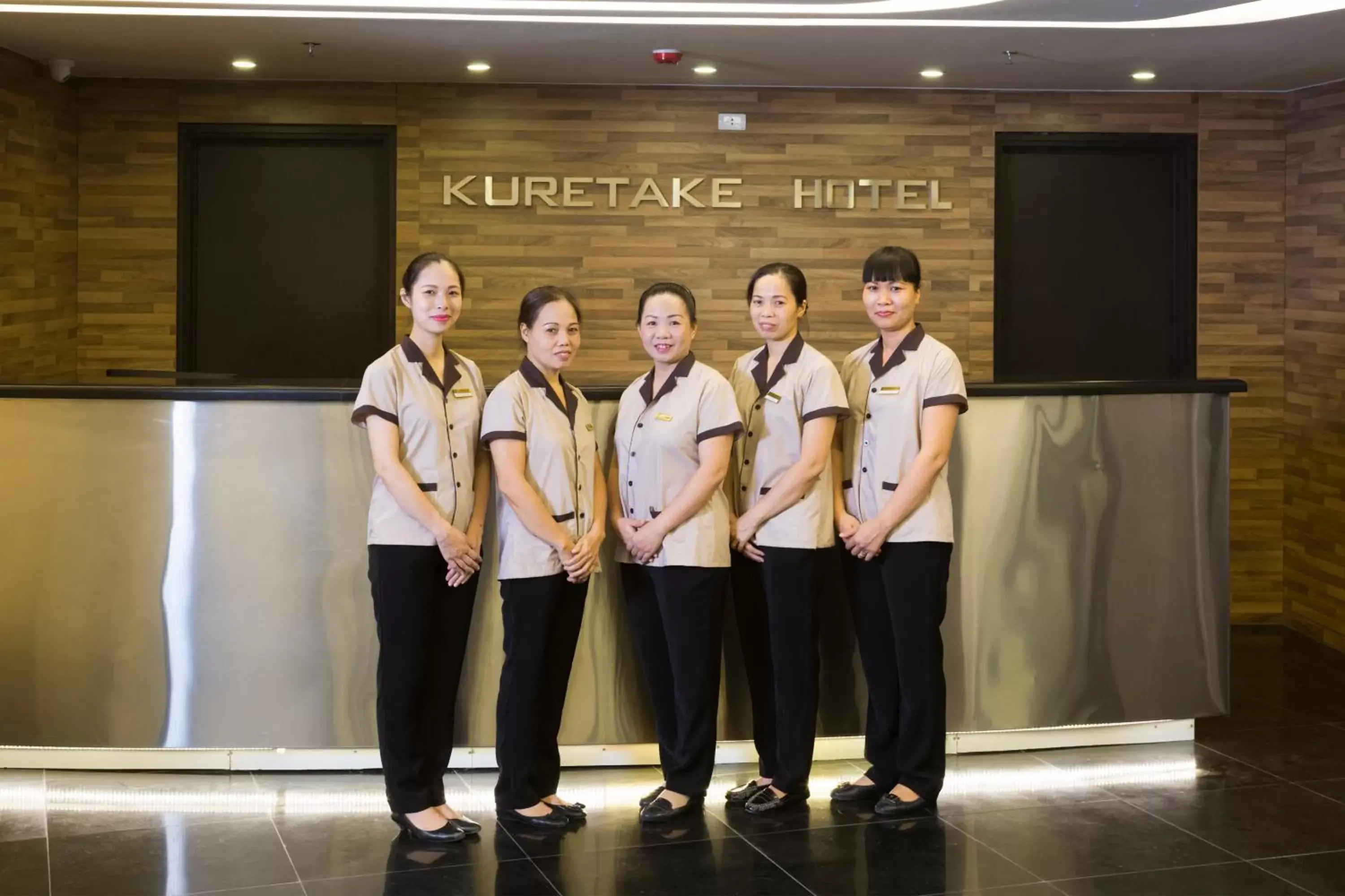 Staff, Lobby/Reception in Kuretake Inn Kim Ma 132