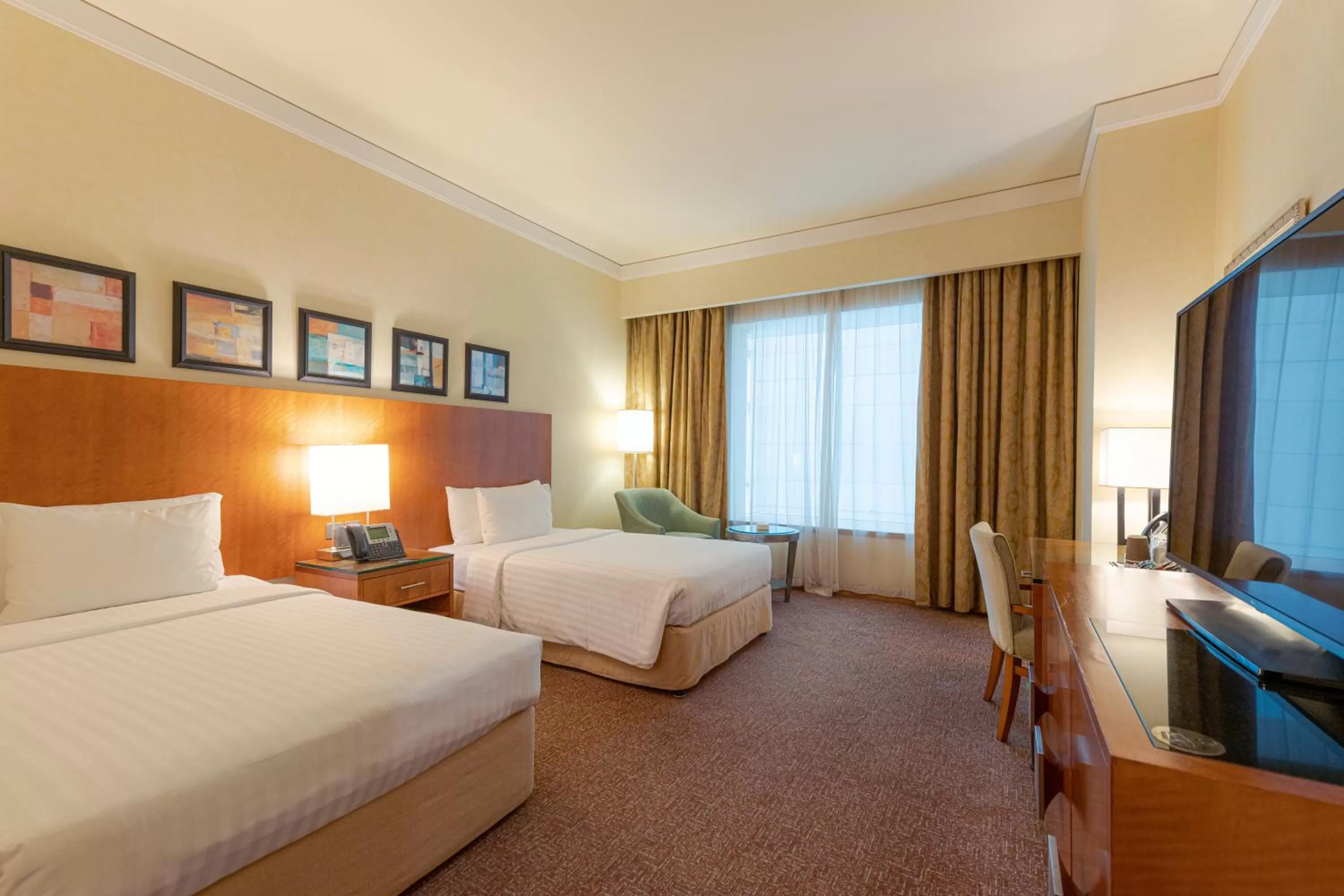Bedroom, Bed in Courtyard By Marriott Kuwait City