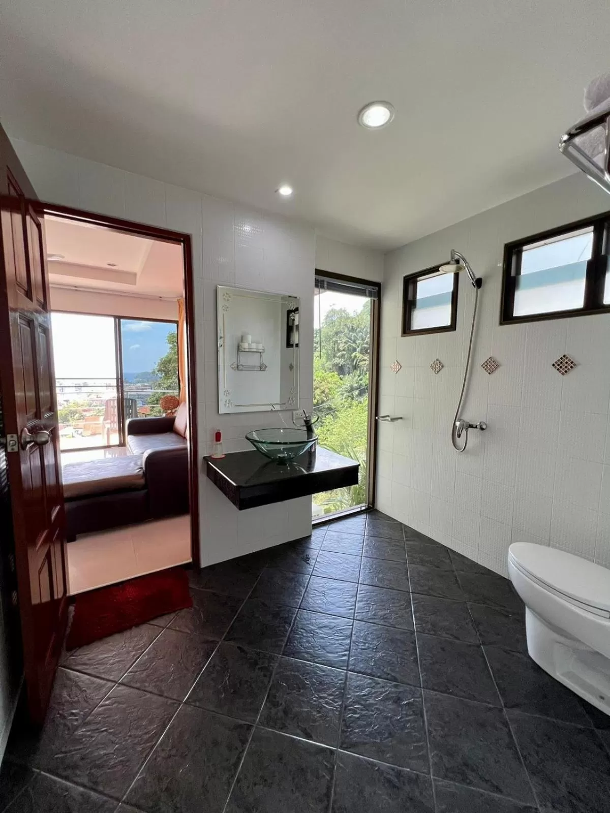 Bed in Mountain Seaview Luxury Apartments