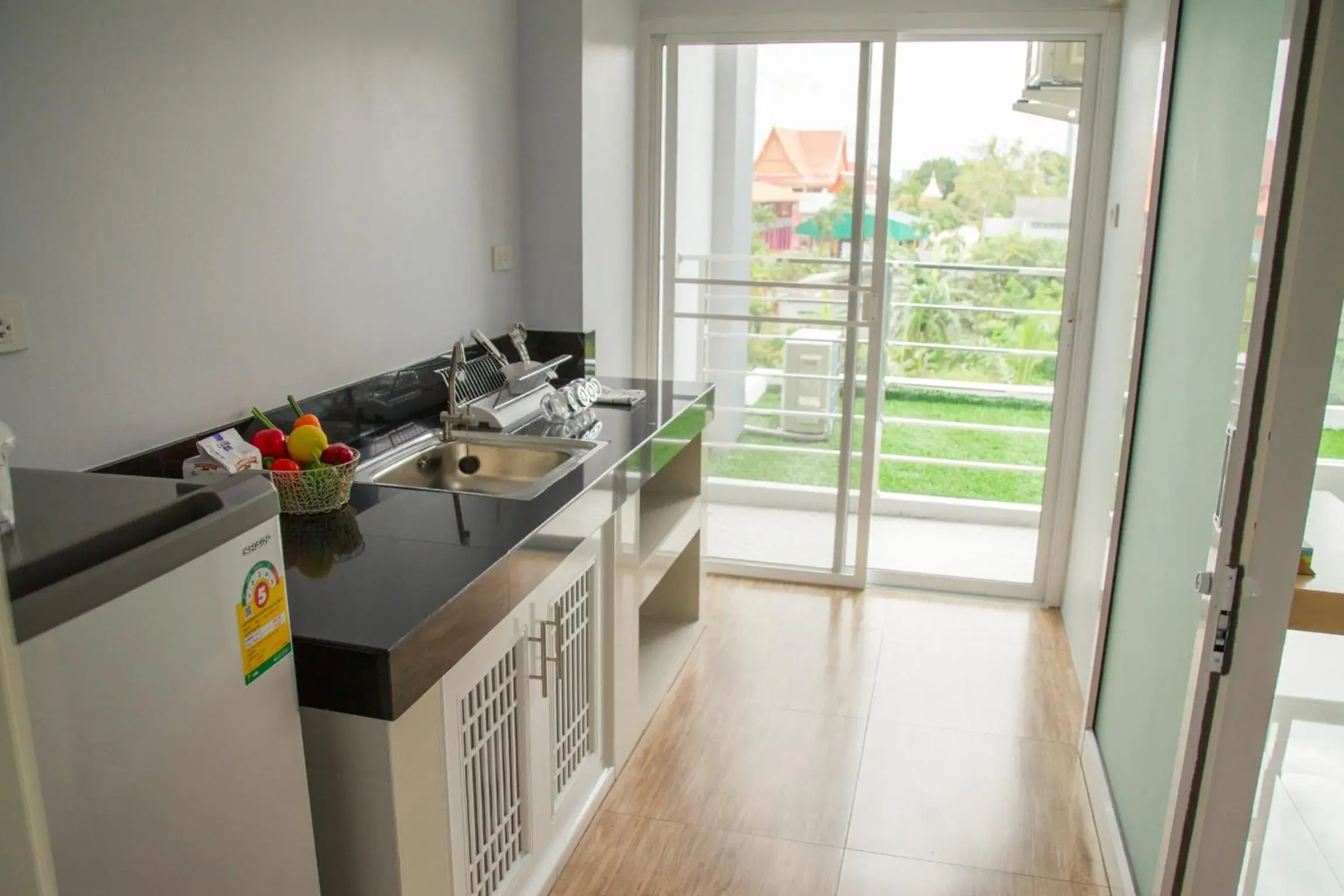 Kitchen/Kitchenette in Charisma Residence