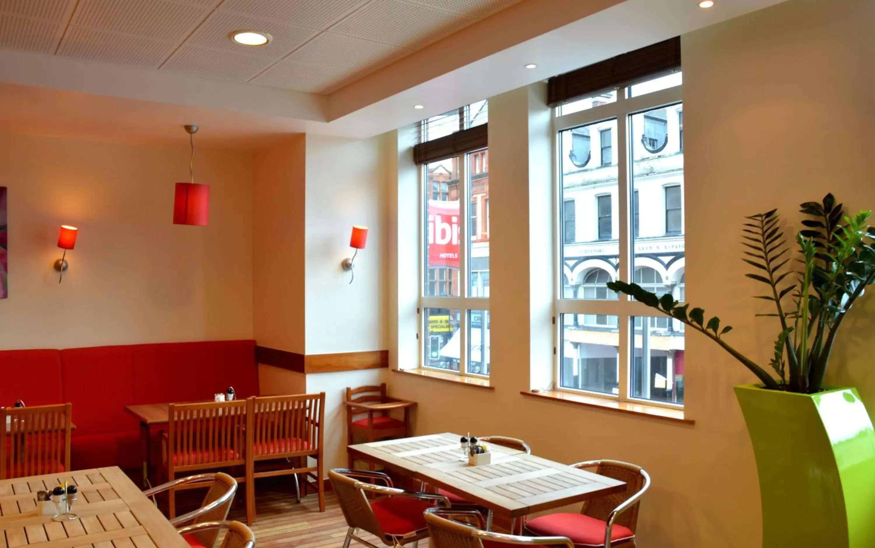 Restaurant/places to eat in ibis Reading Centre Restaurant/places to eat in ibis Reading Centre