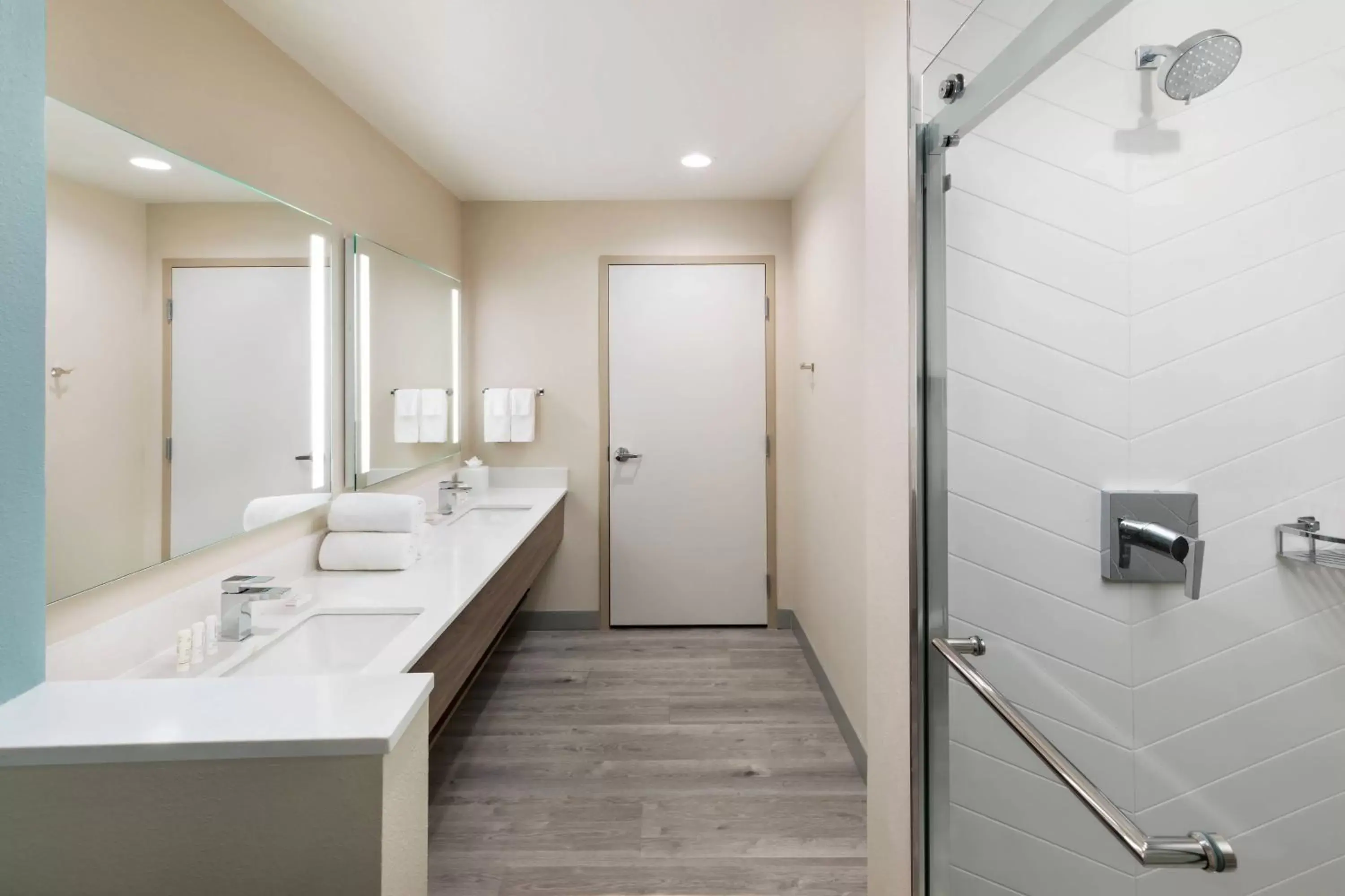 Bathroom in Fairfield by Marriott Inn & Suites Marathon Florida Keys