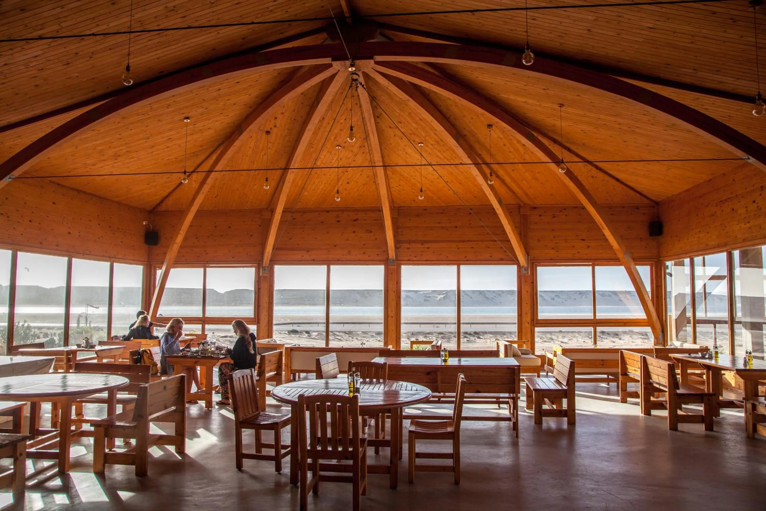 Restaurant/places to eat in Dakhla Camp