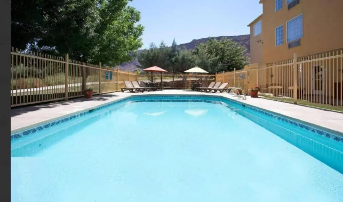 Swimming Pool in La Quinta by Wyndham Moab