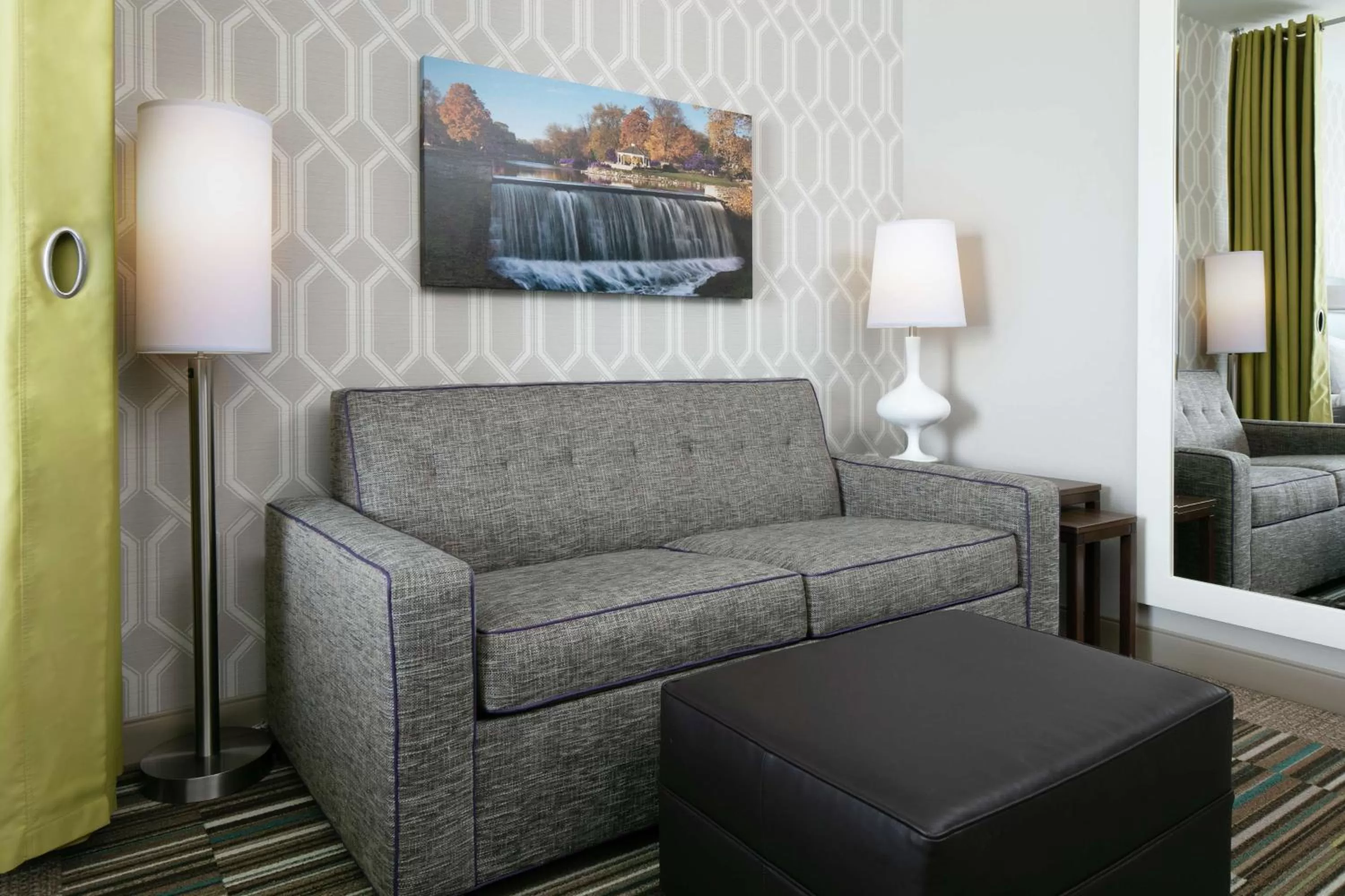 Living room in Home2 Suites By Hilton Menomonee Falls Milwaukee