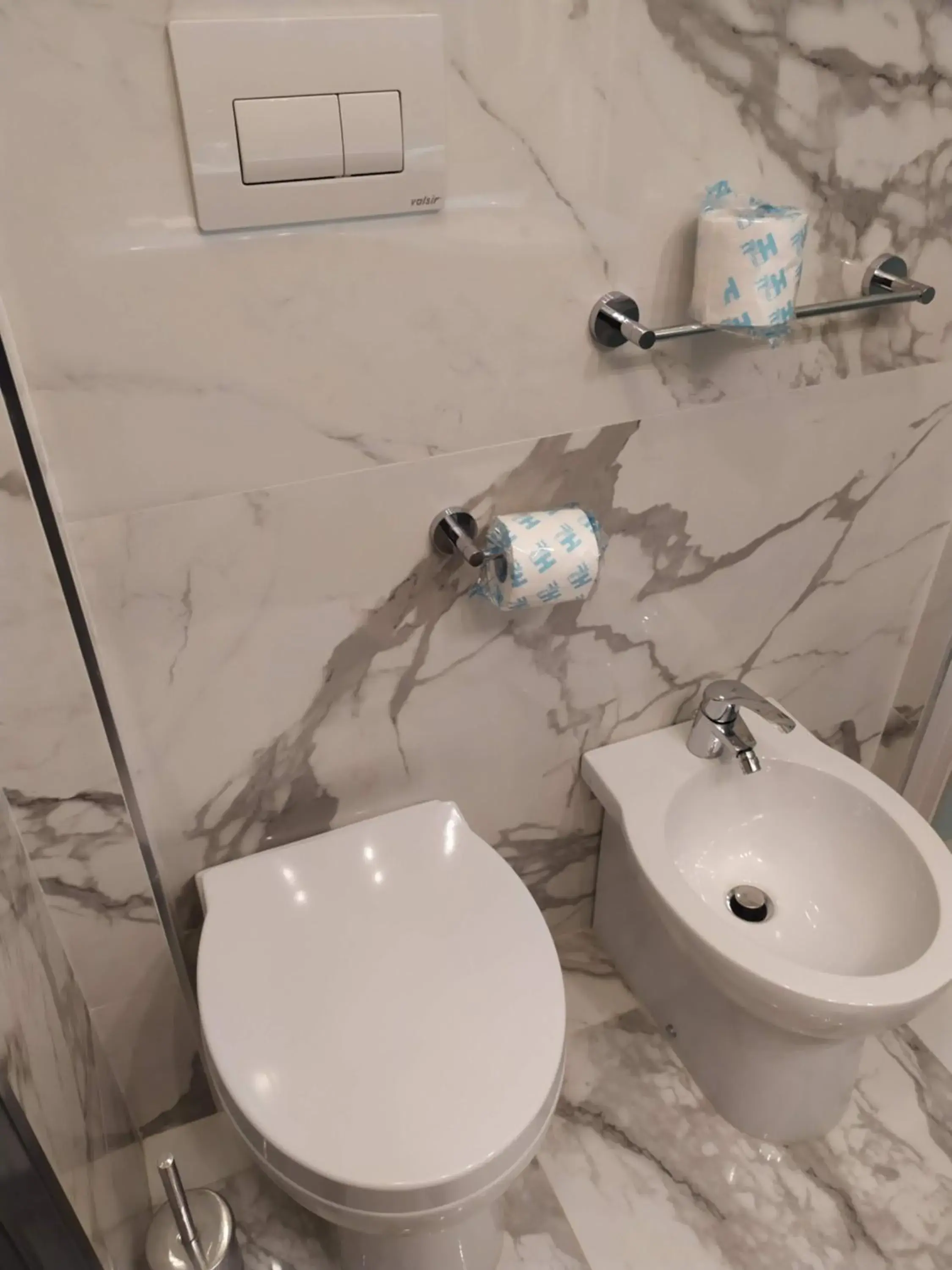 Bathroom in Hotel Atlantic