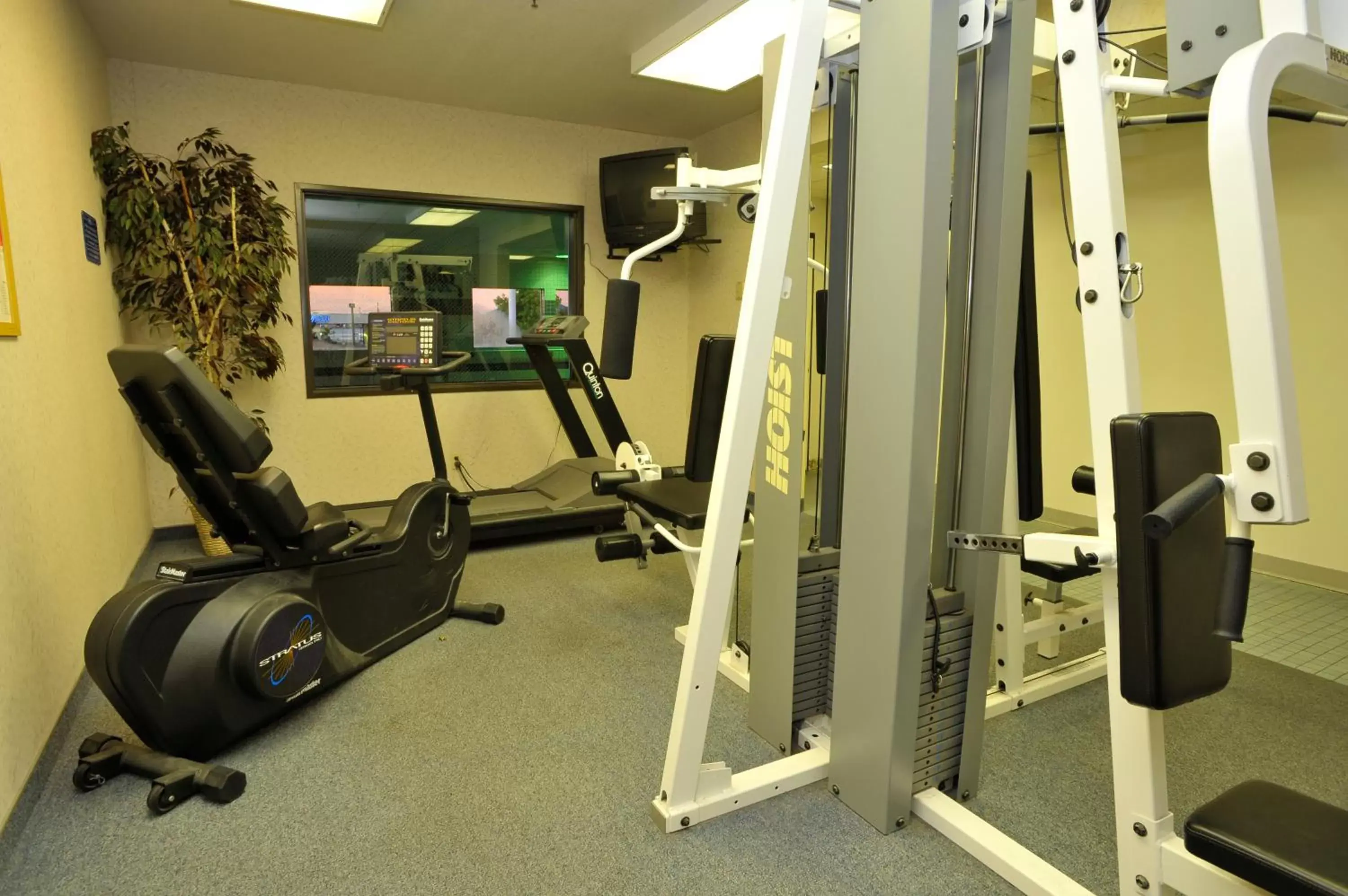 Fitness centre/facilities, Fitness Center/Facilities in Shilo Inn Suites Tillamook