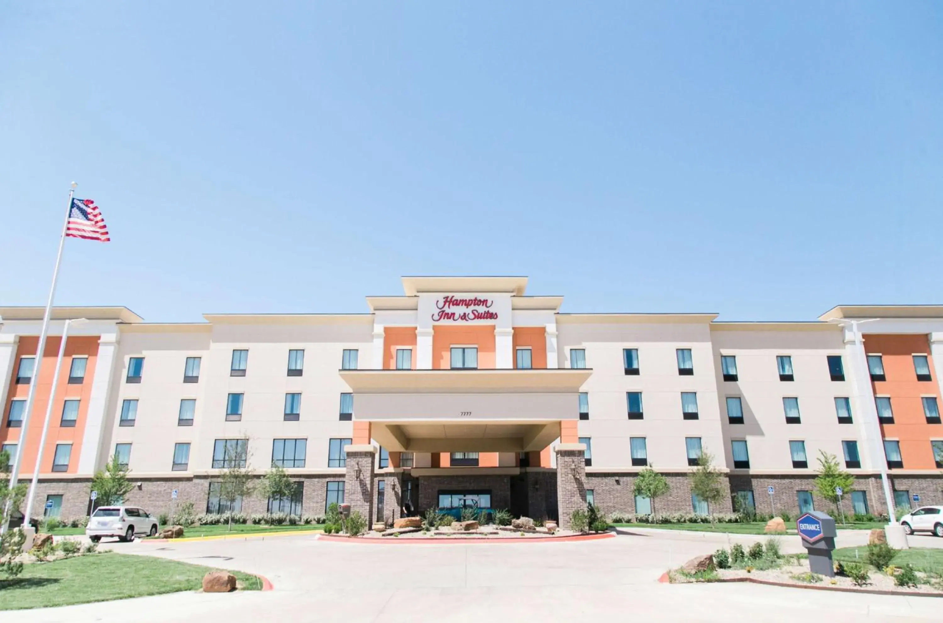 Property building in Hampton Inn & Suites Amarillo East Property building in Hampton Inn & Suites Amarillo East