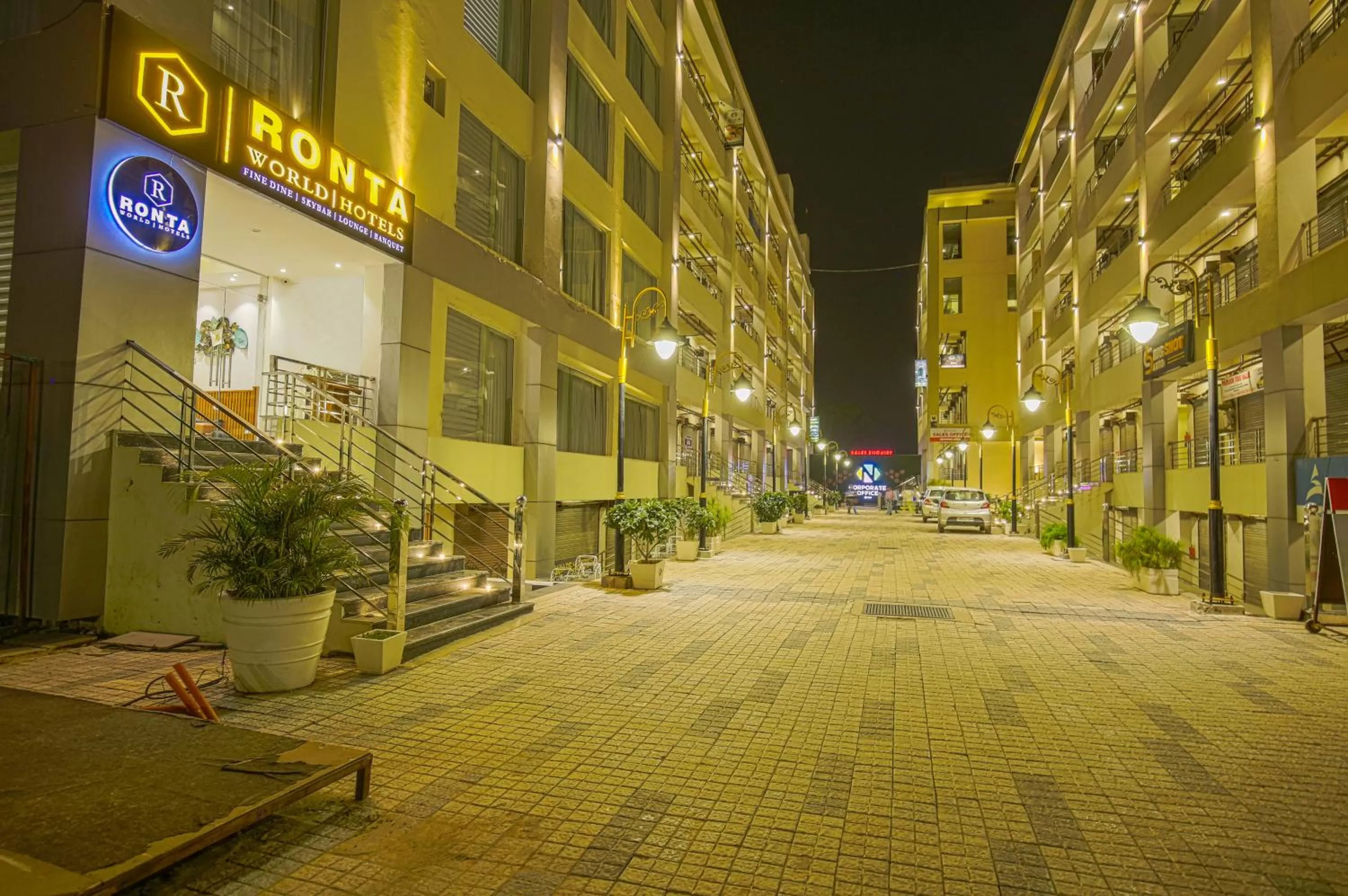 Parking in RONTA WORLD HOTELS