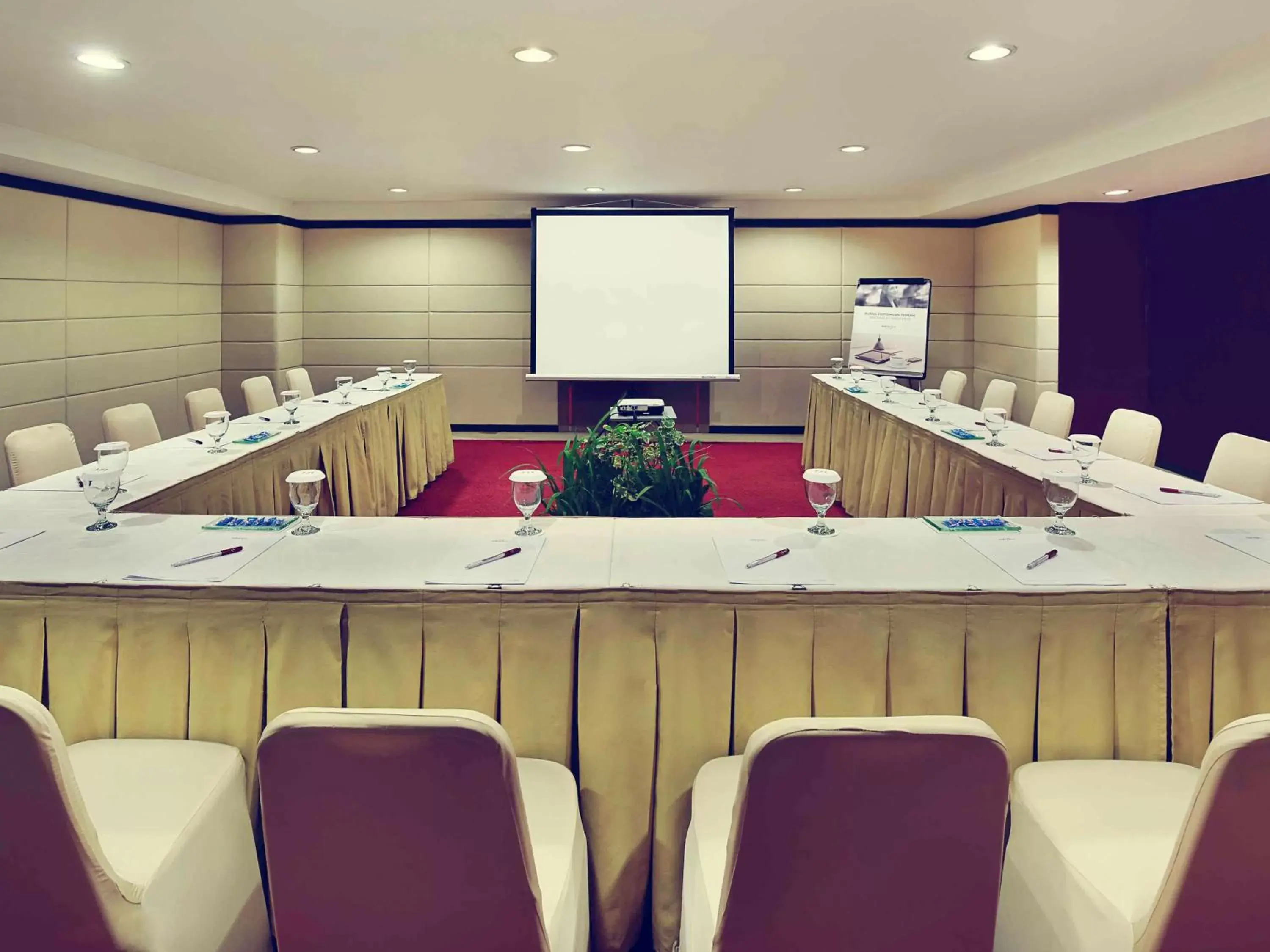 On site, Business Area/Conference Room in Mercure Pontianak City Center