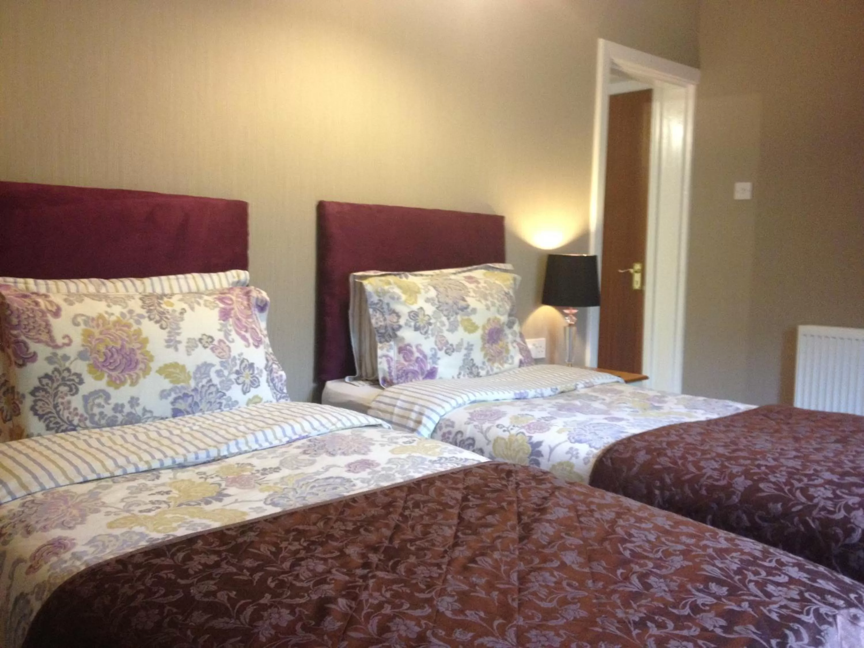 Bed in The Sherwood, No 11,