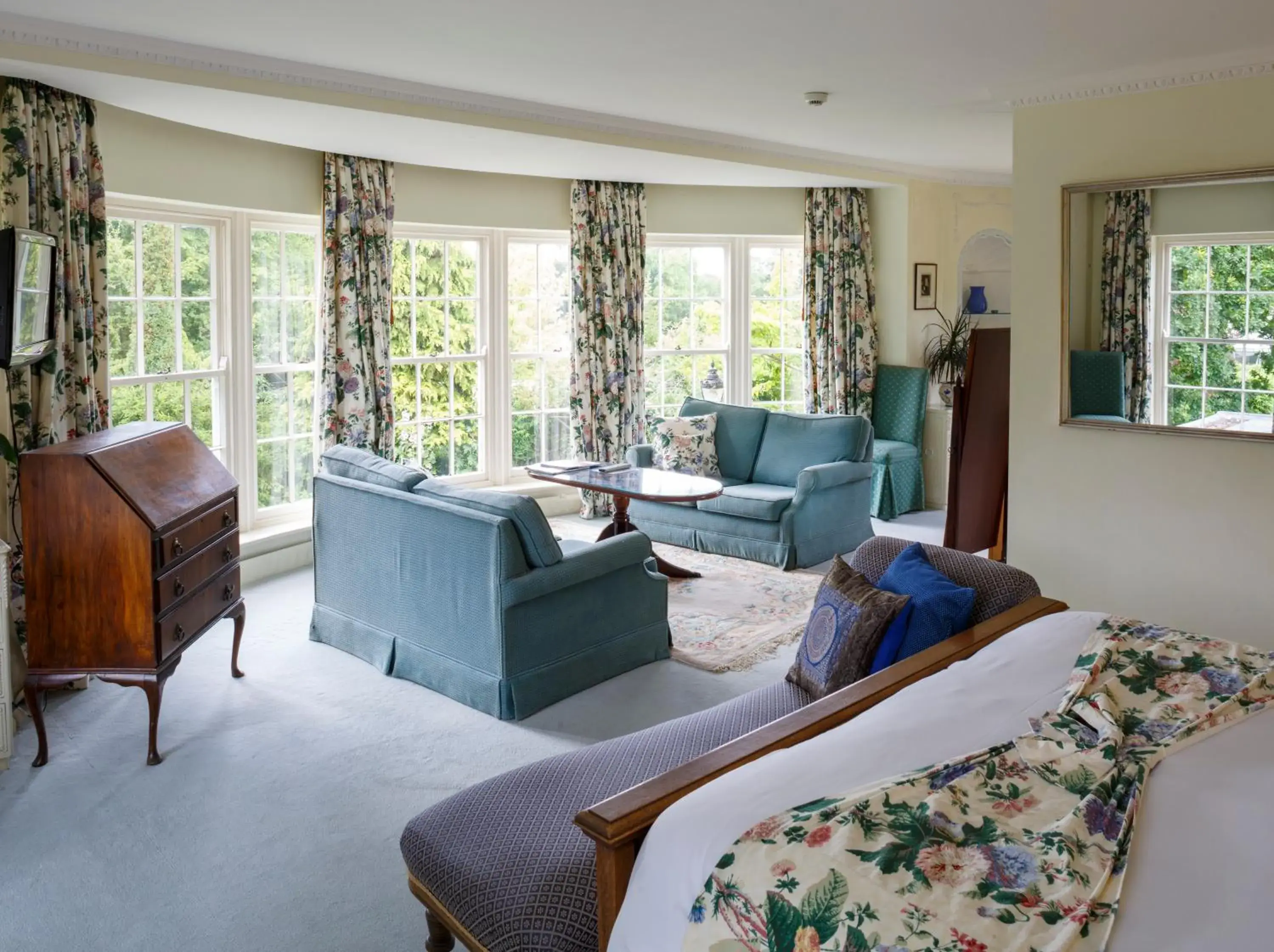 Bedroom, Seating Area in Rectory Farm