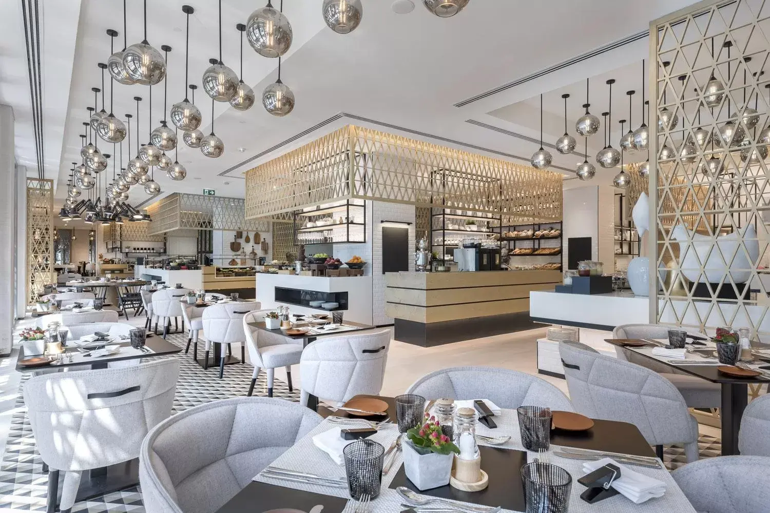 Restaurant/Places to Eat in Al Bandar Arjaan by Rotana – Dubai Creek