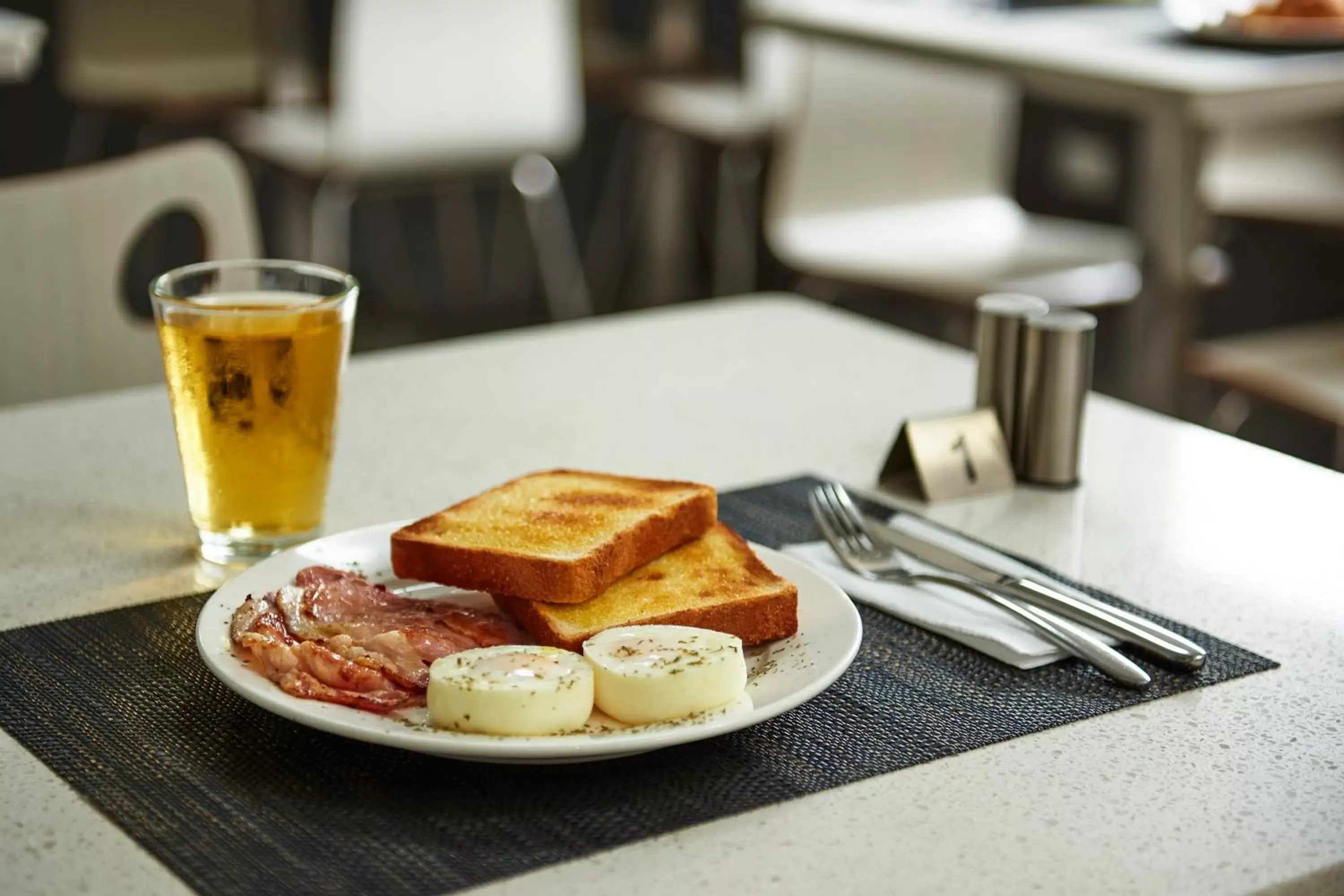 Breakfast in Best Western Casula Motor Inn