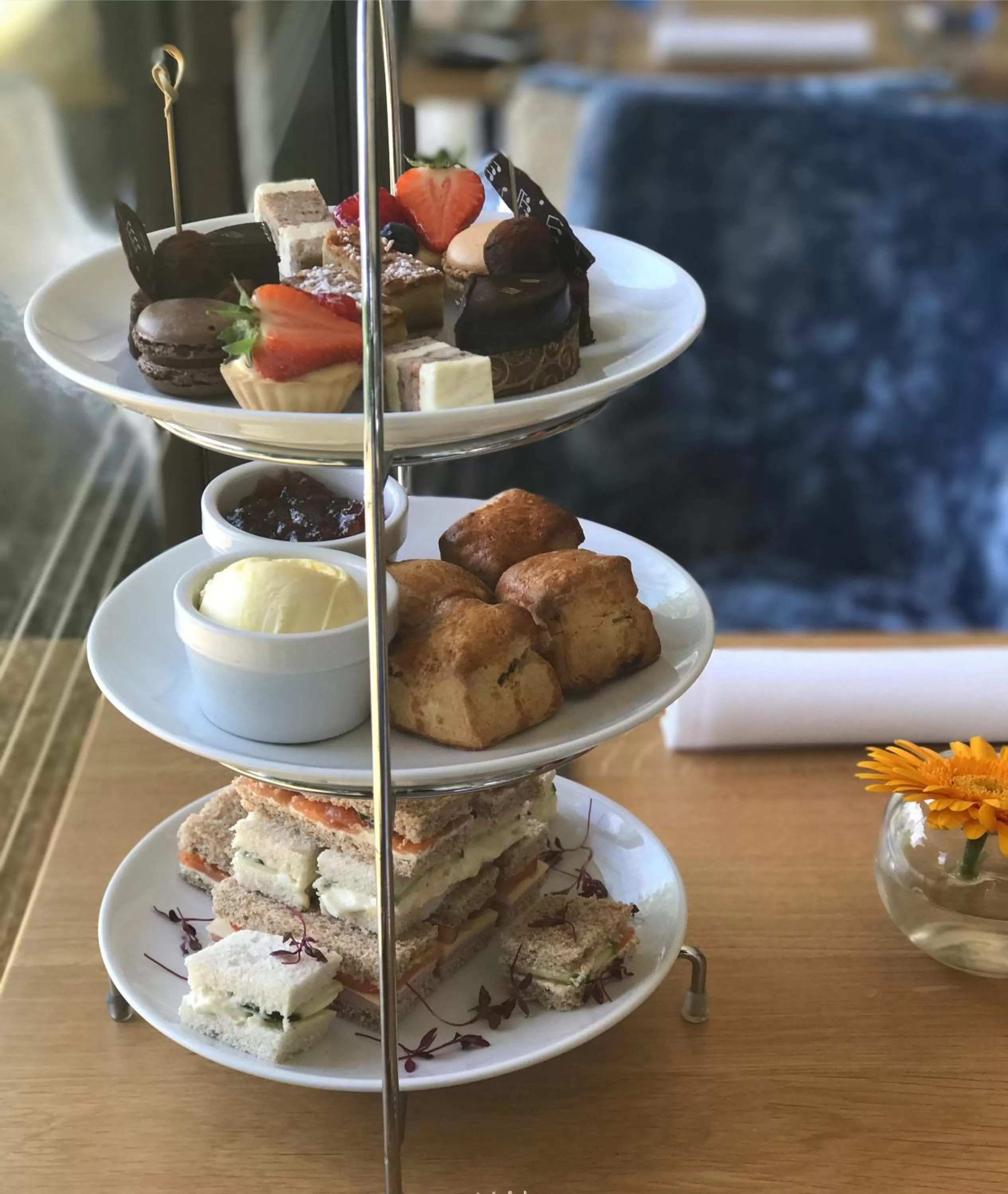 Restaurant/places to eat in Gonville Hotel