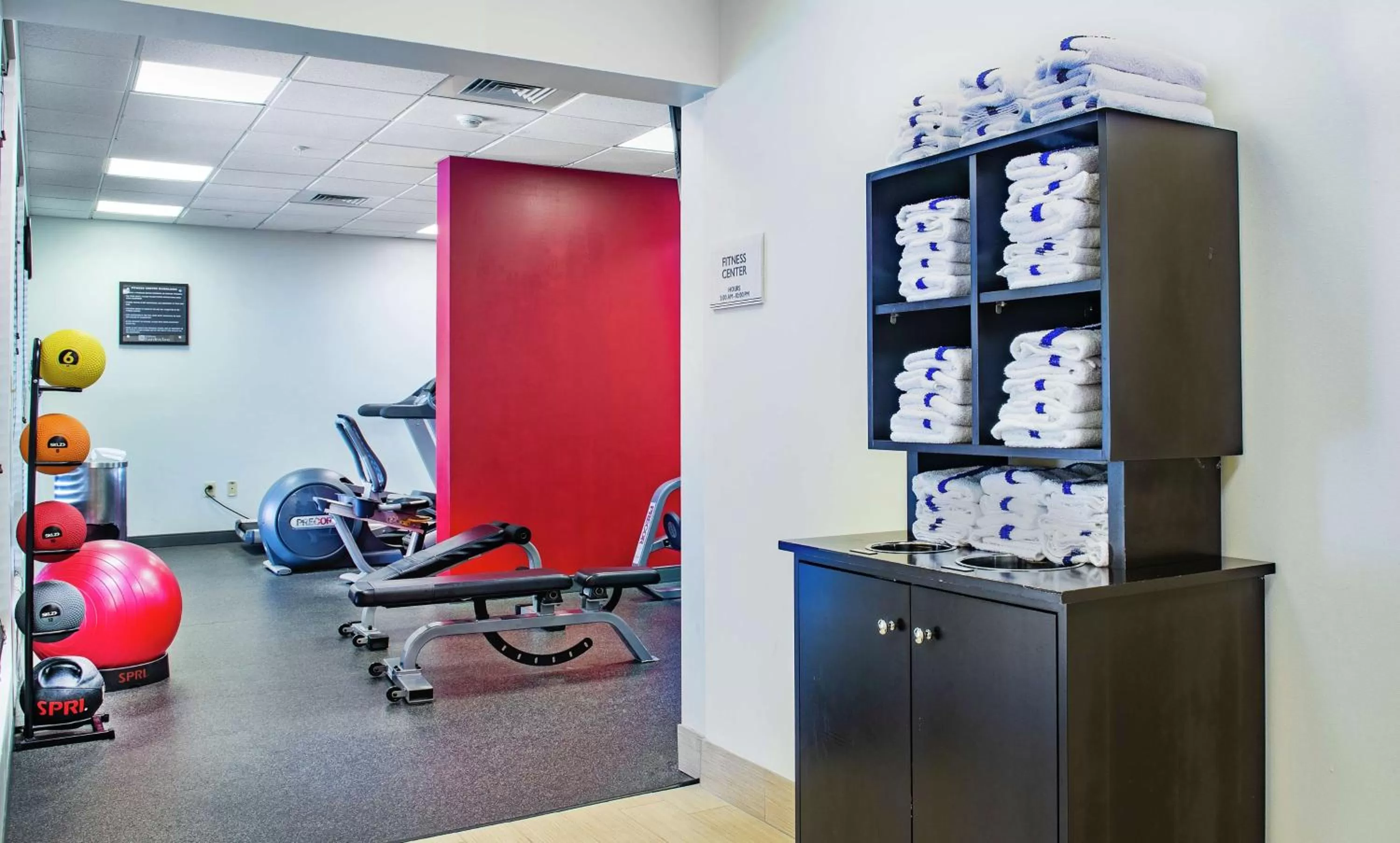 Fitness centre/facilities in Hilton Garden Inn Charlotte Pineville