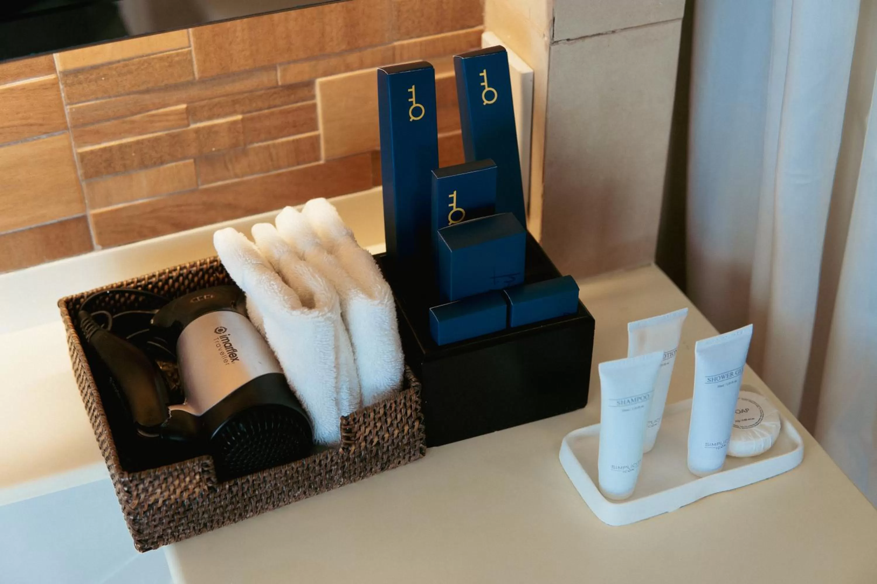 Bathroom in Harolds Hotel Cebu