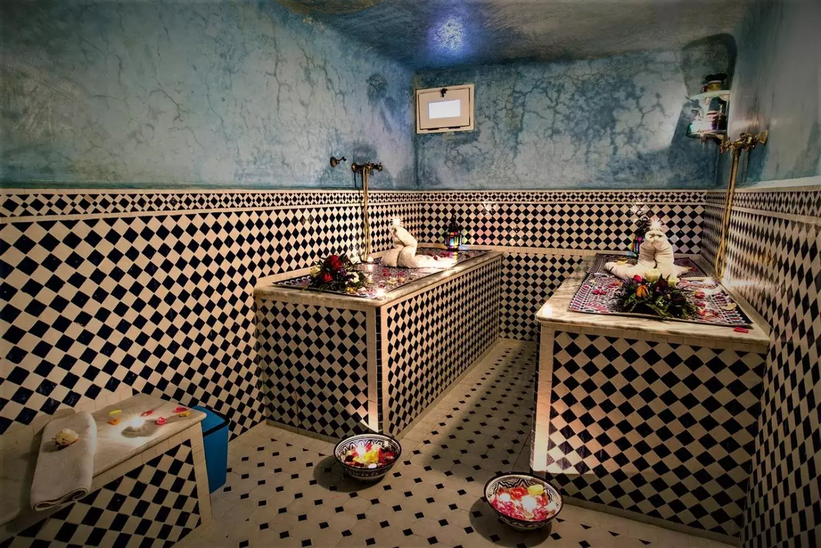 Sauna, Bathroom in Hotel Oudaya