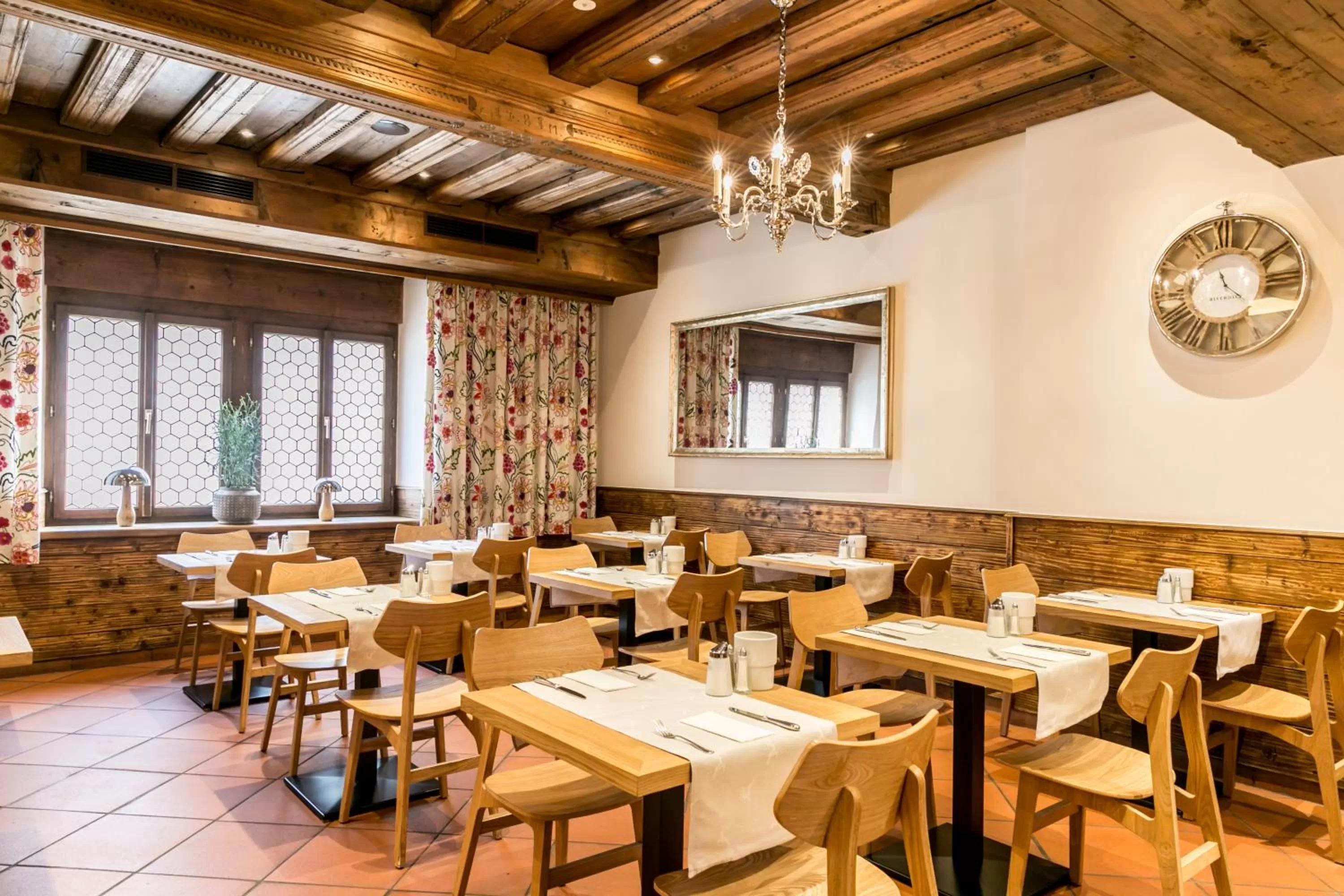 Buffet breakfast in Hotel Sailer