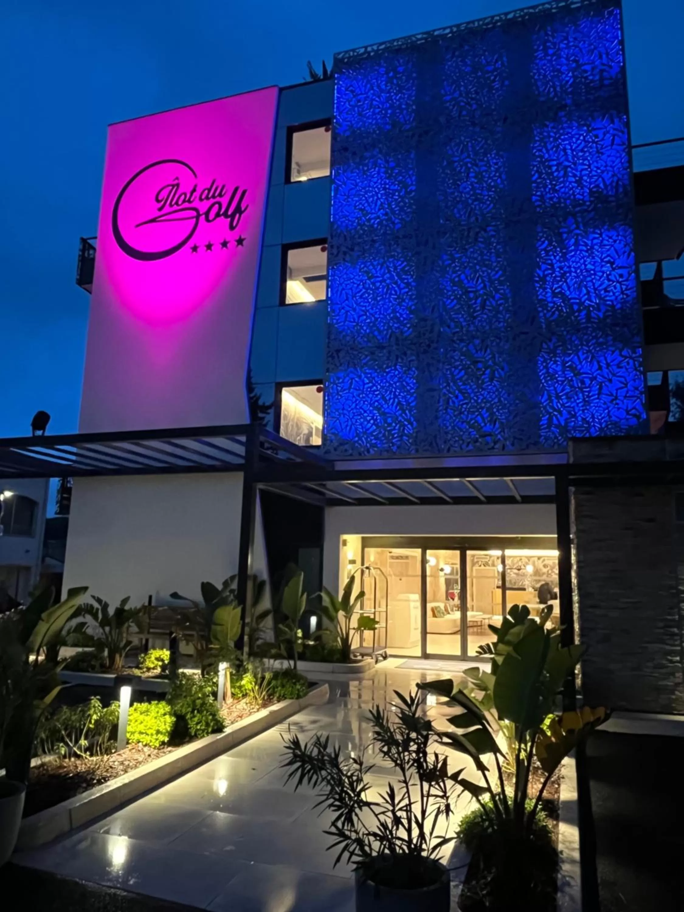 Property building in Ilot du Golf BW Premier Collection