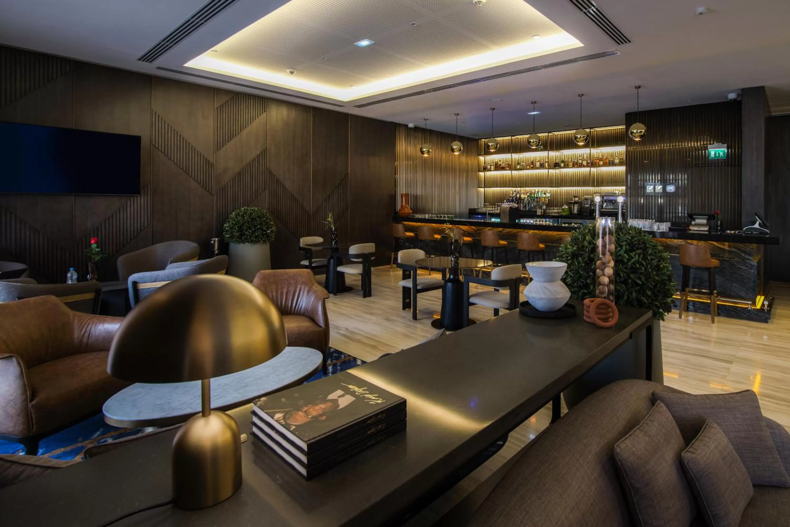 Lounge or bar in K Hotel Douala