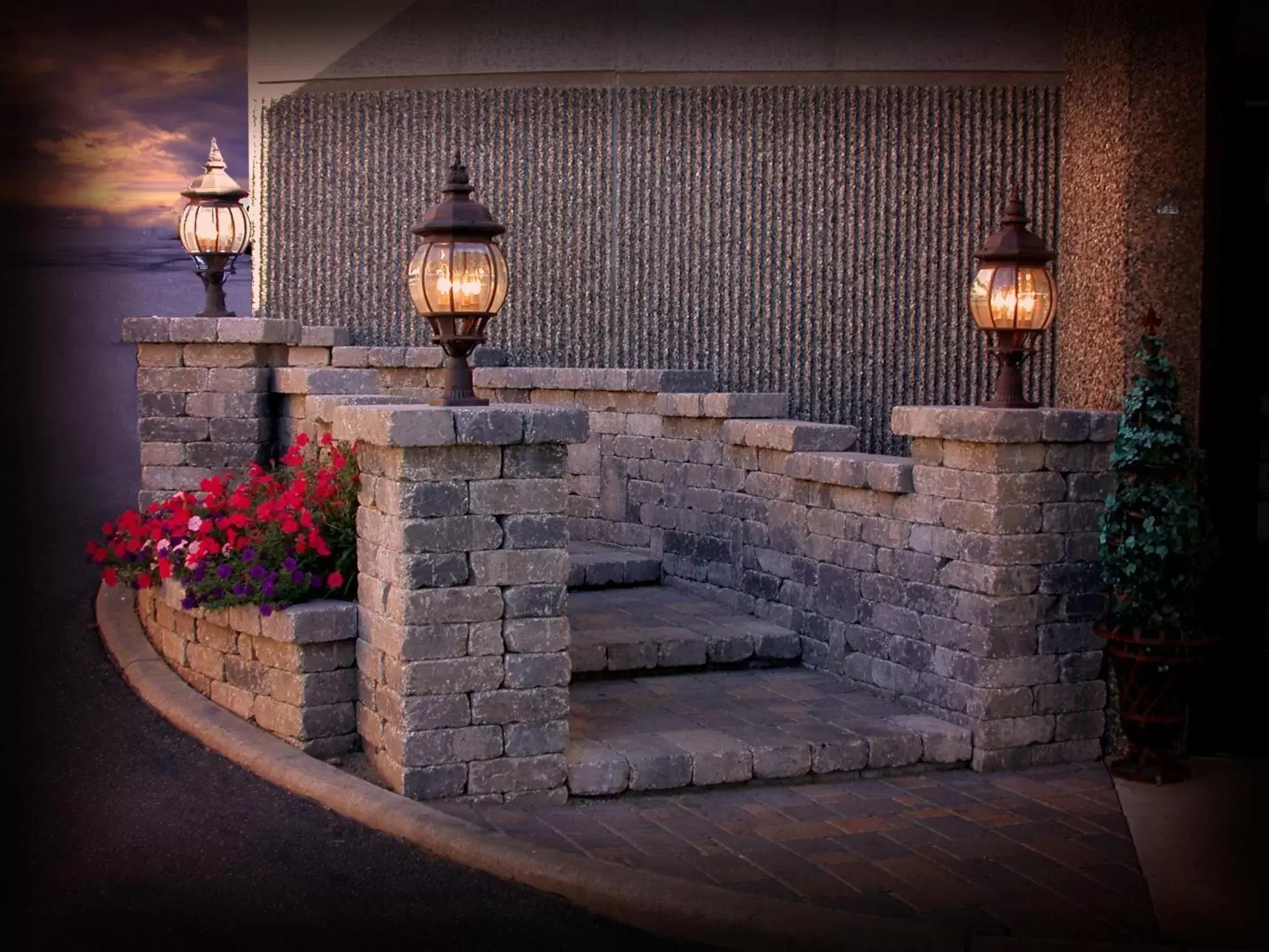 Facade/entrance in Centerstone Plaza Hotel Soldiers Field - Mayo Clinic Area