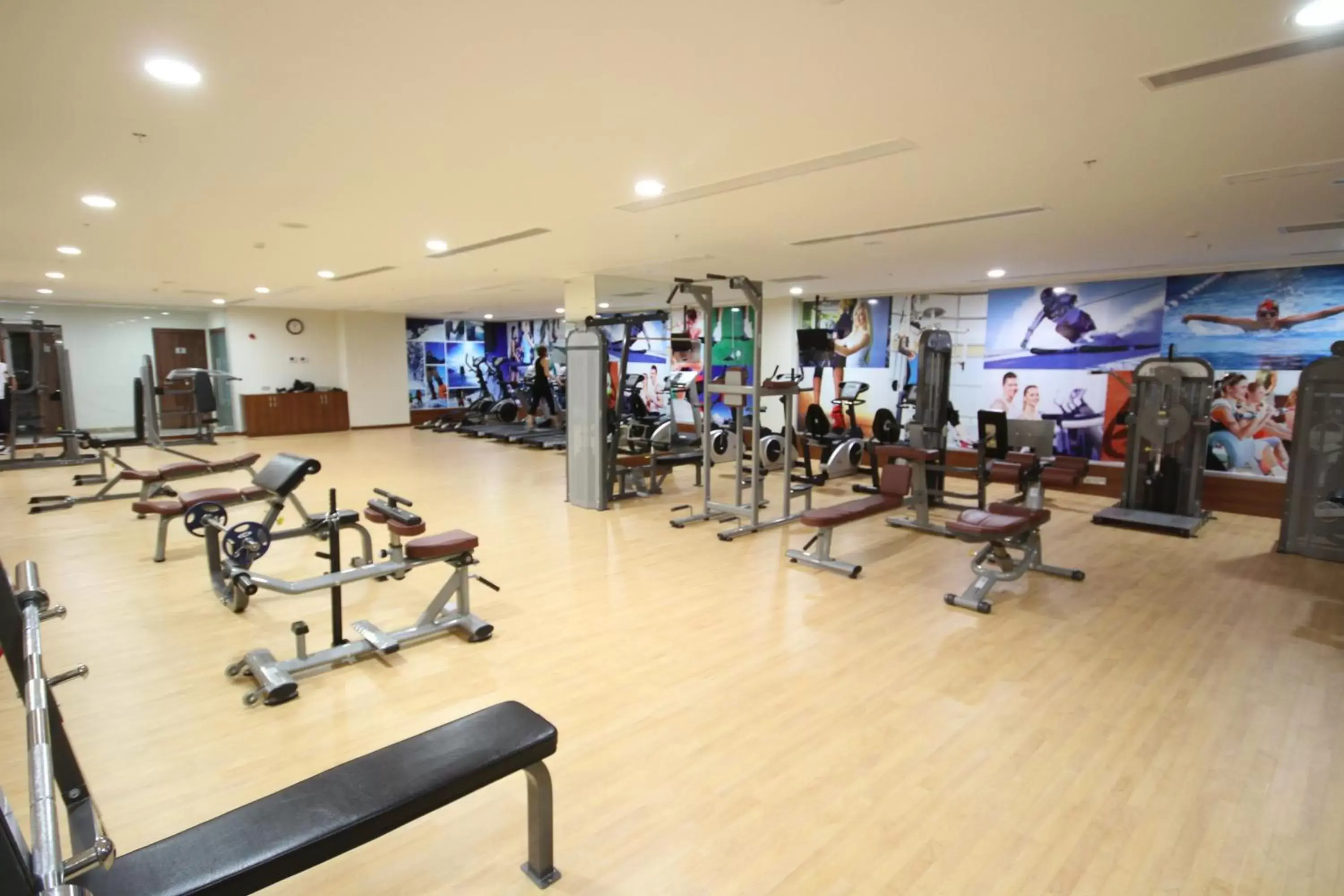 Fitness centre/facilities, Fitness Center/Facilities in Ramada Plaza Altin Kayisi Hotel