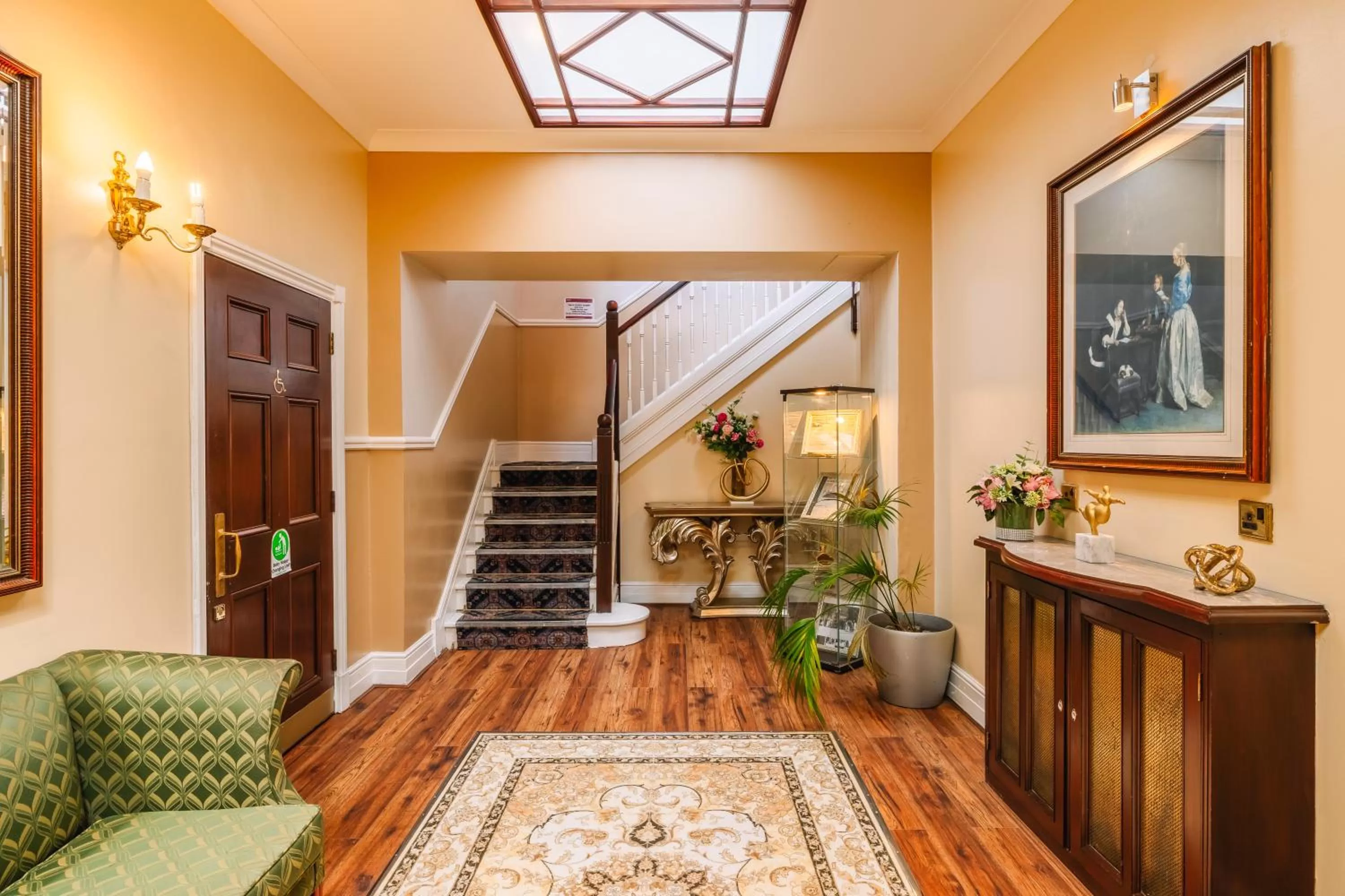 Lobby or reception in Muthu Belstead Brook Hotel