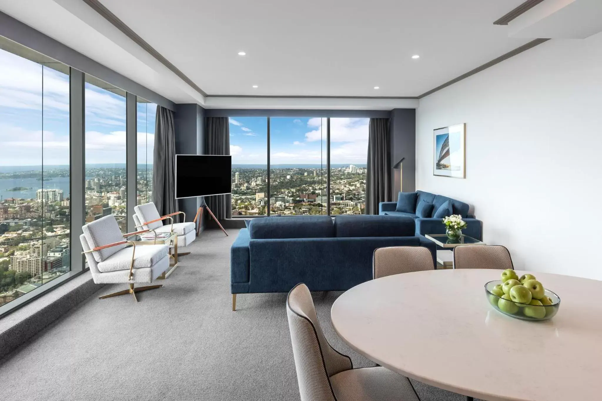 Living room, Dining Area in Meriton Suites World Tower, Sydney