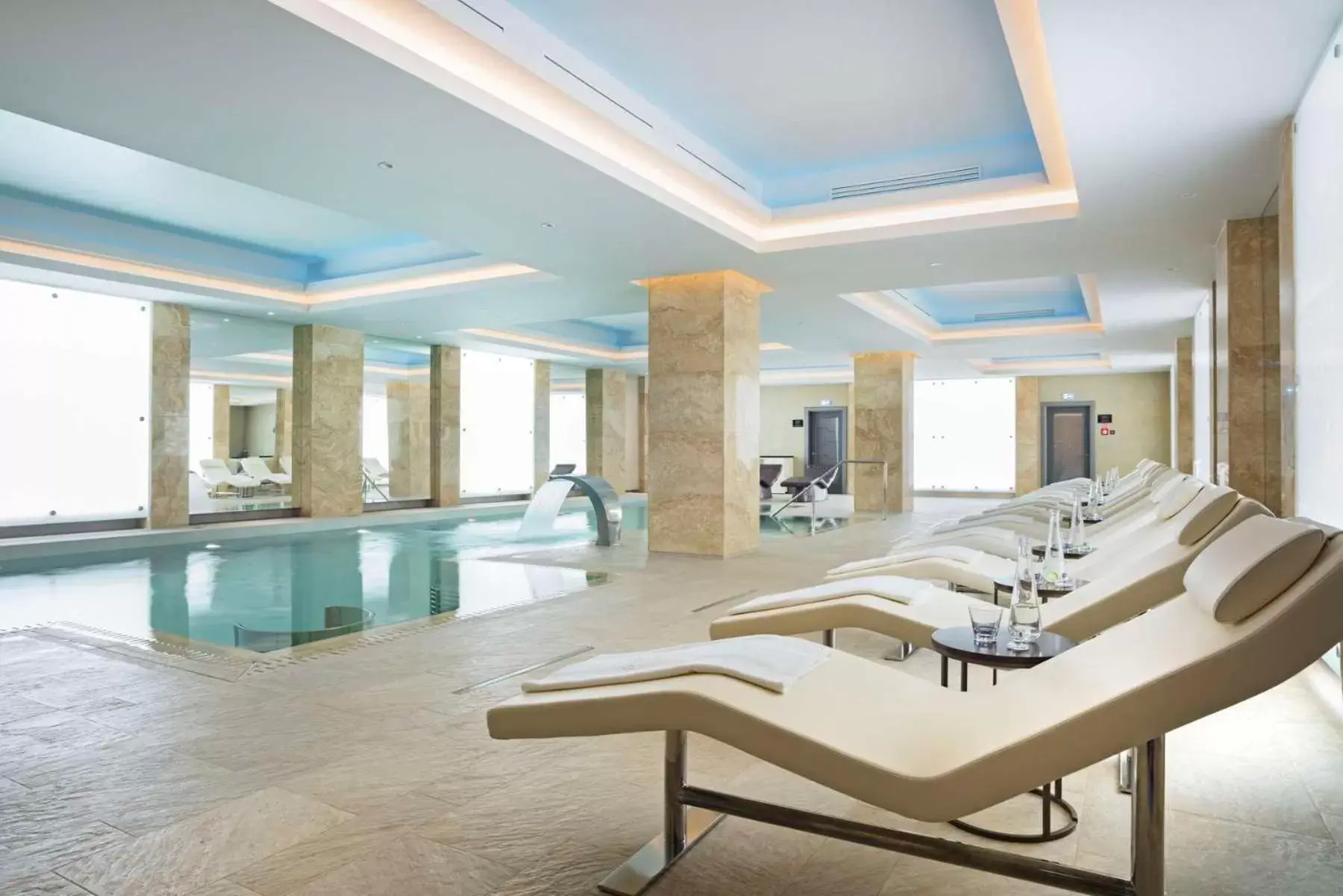 Spa and wellness centre/facilities, Swimming Pool in Grand Hotel Kempinski Riga