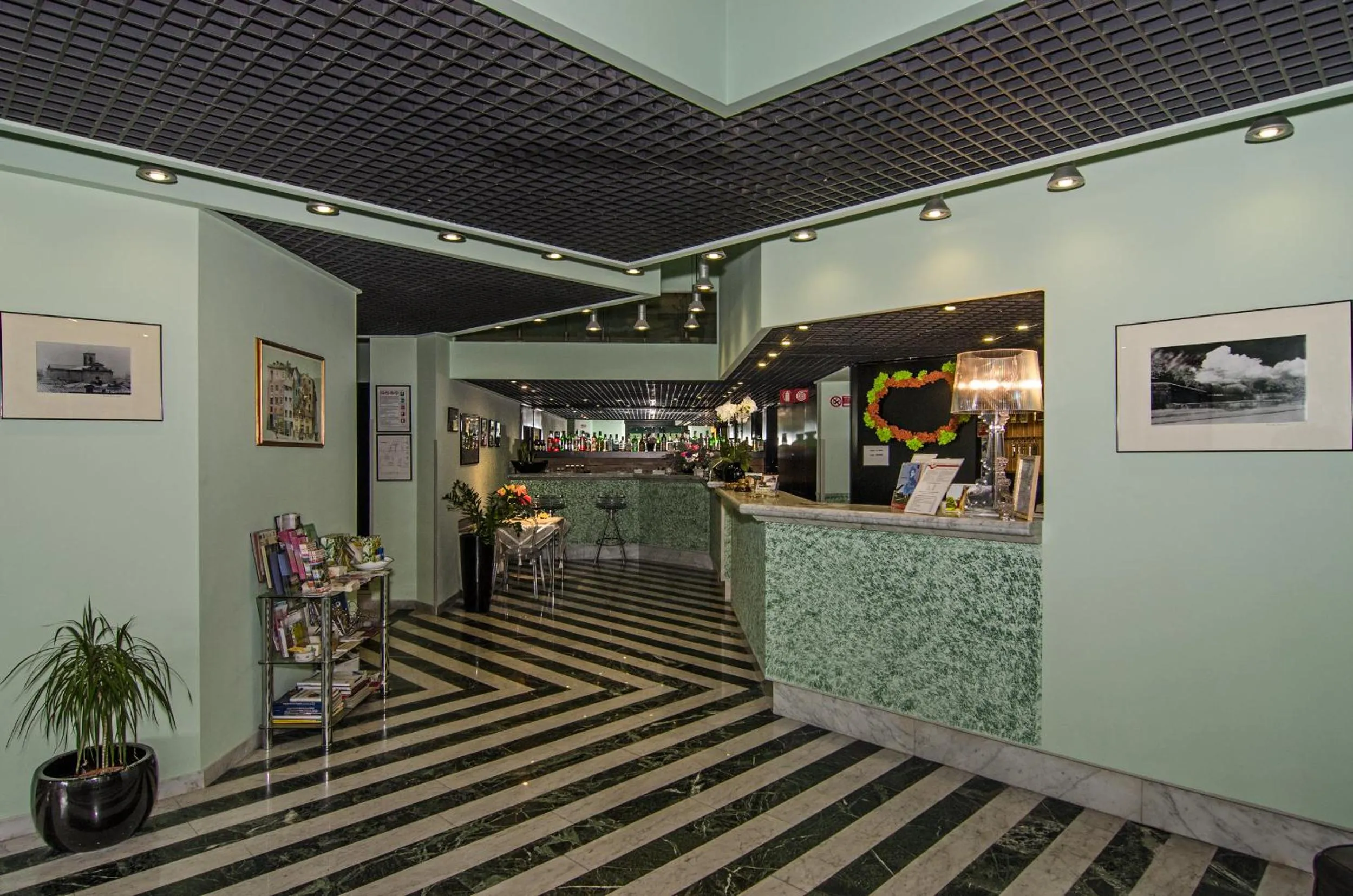 Communal lounge/ TV room in Hotel Rex