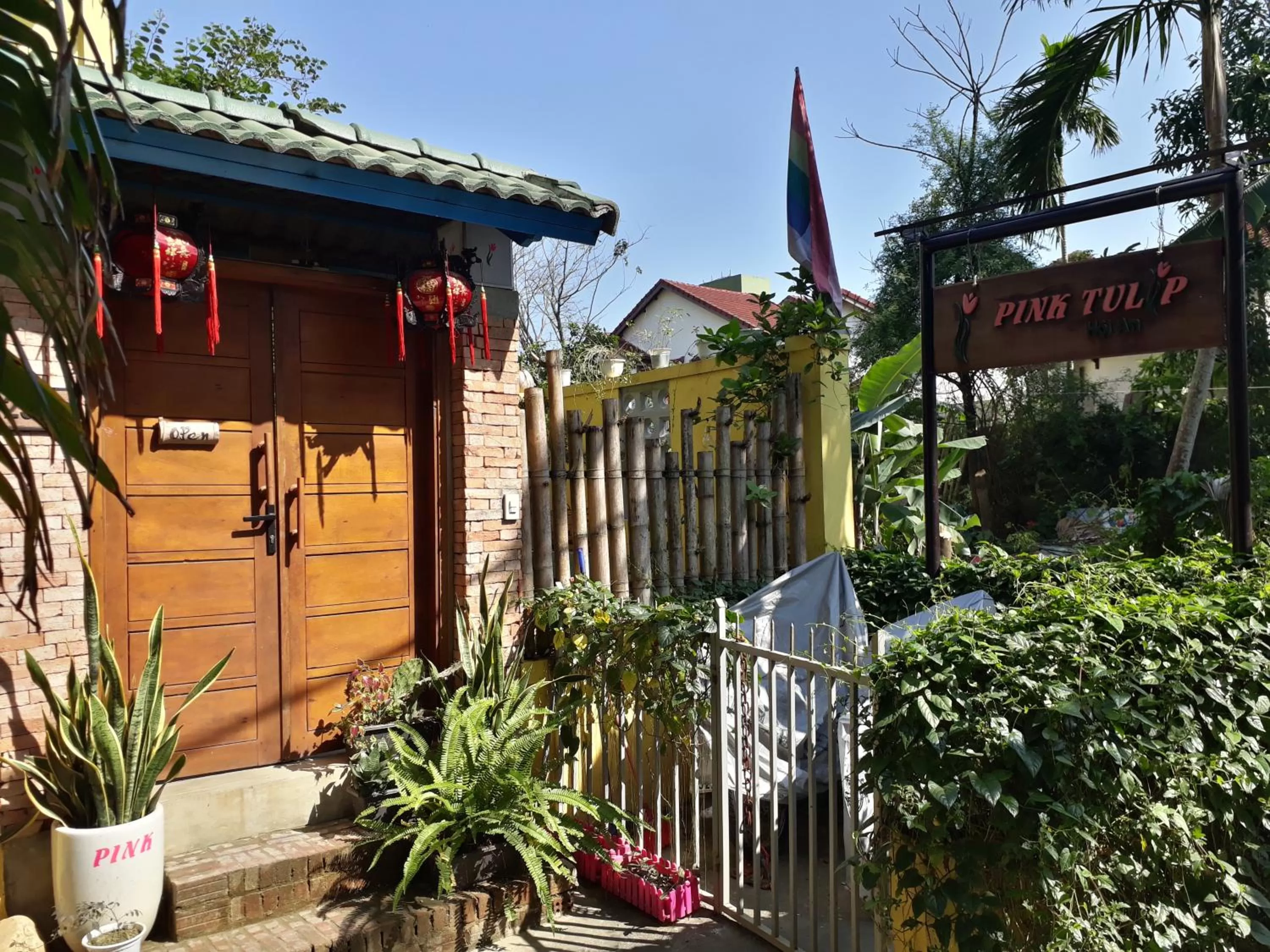 Facade/entrance in Pink Tulip Hoi An