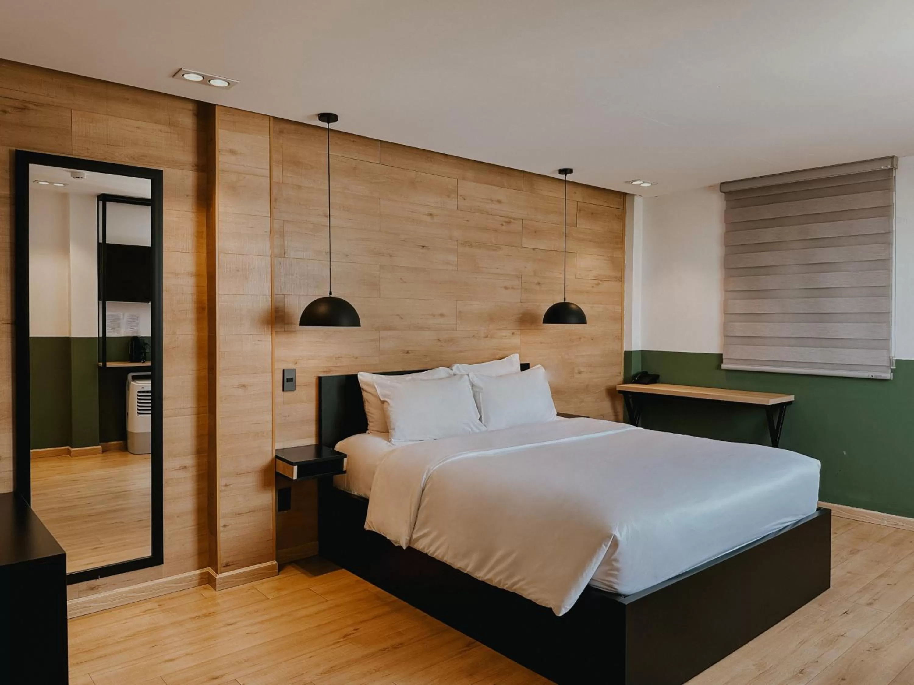 Bedroom, Bed in Chotel Pham Ngu Lao