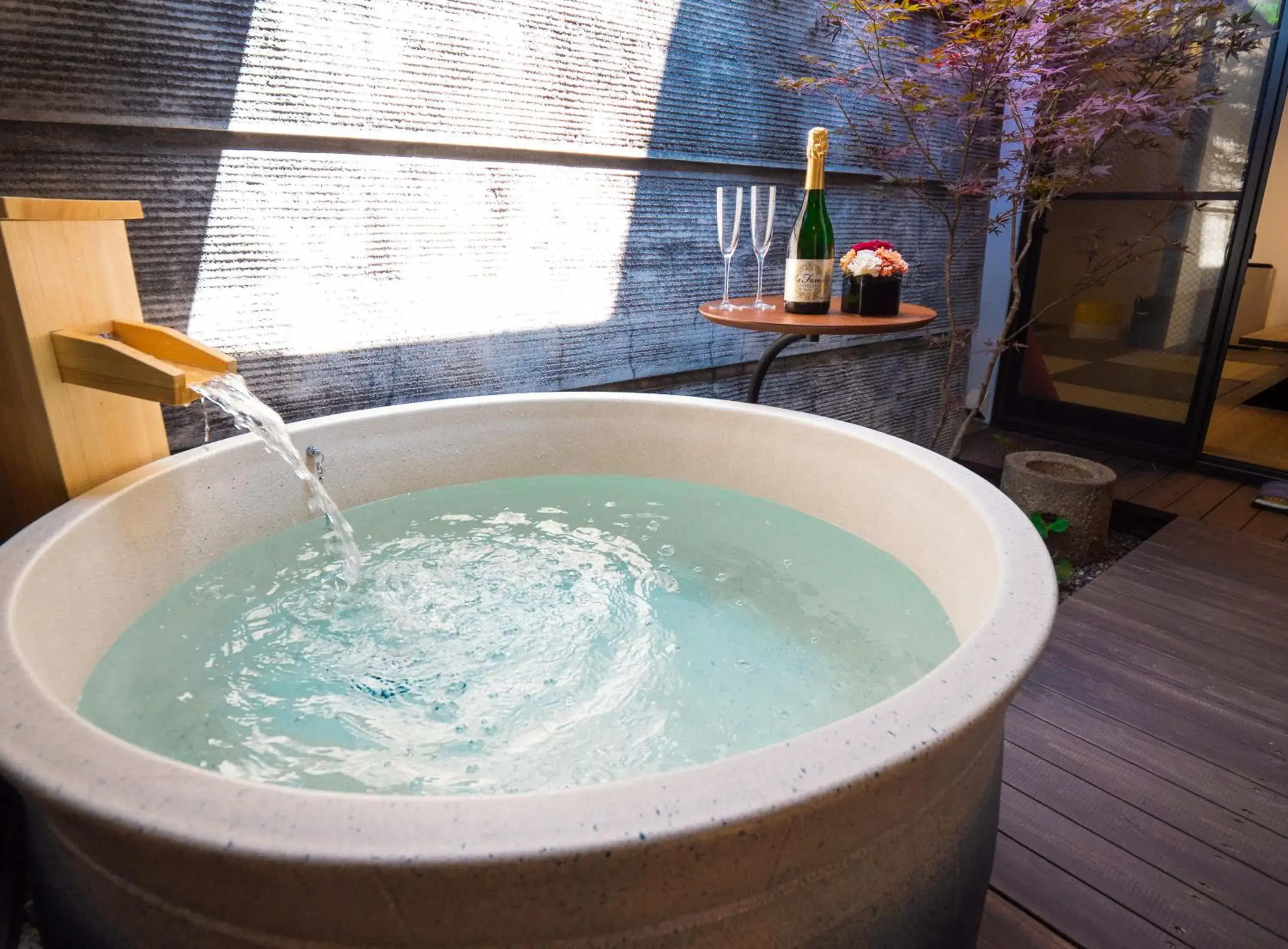 Hot Tub in Kiraku Kyoto Gion