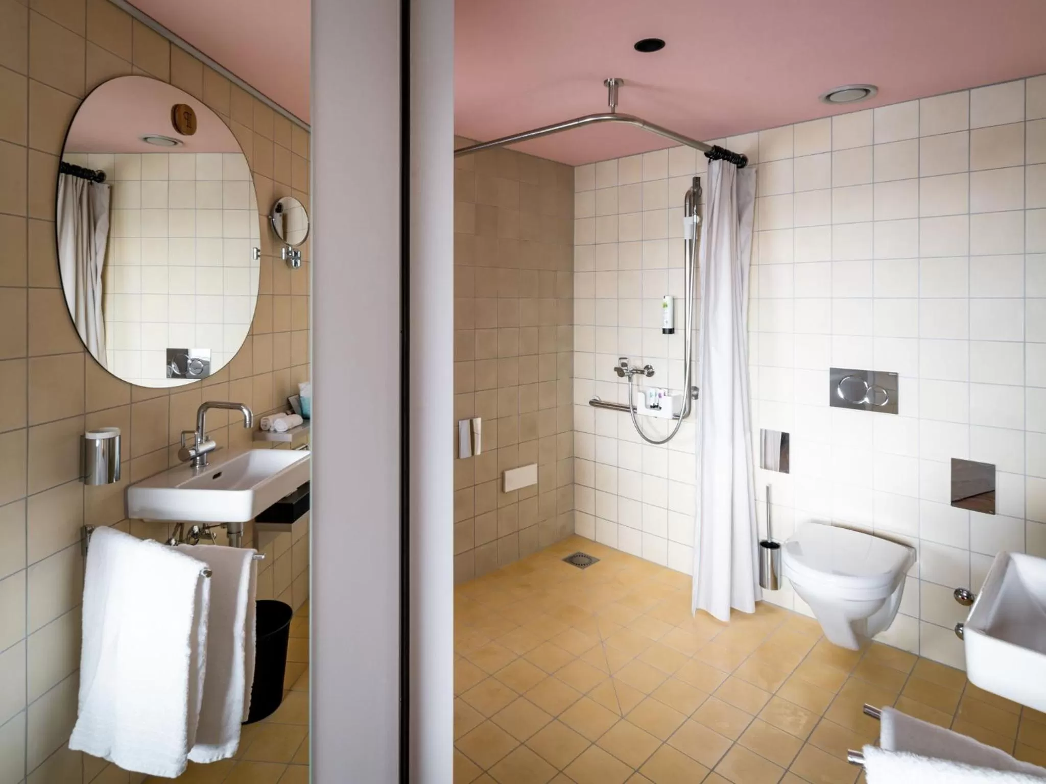 Bathroom in Placid Hotel Design & Lifestyle Zurich