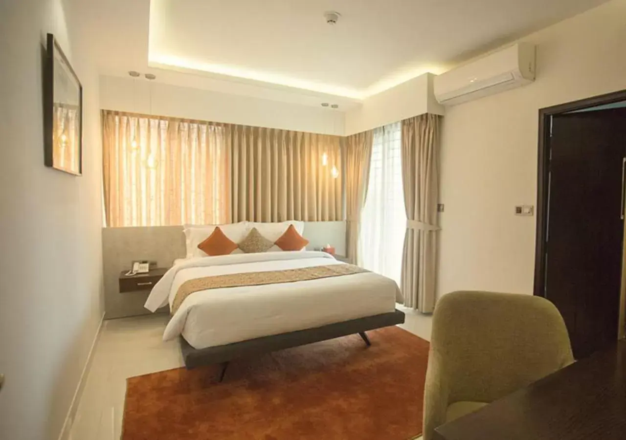 Bed in Jatra Flagship Dhaka Lake View Bed in Jatra Flagship Dhaka Lake View