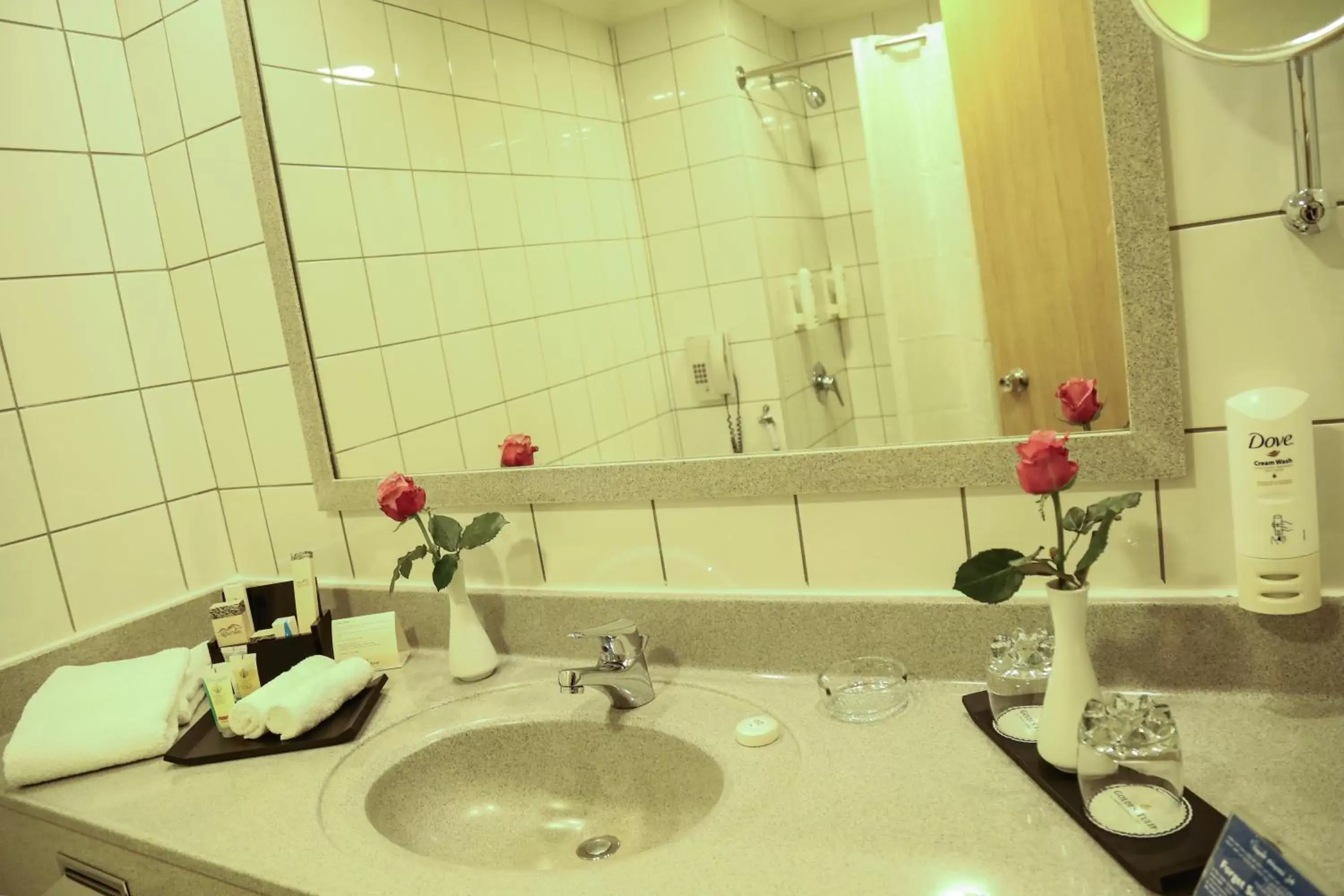 Bathroom in Swiss Al Hamra Hotel