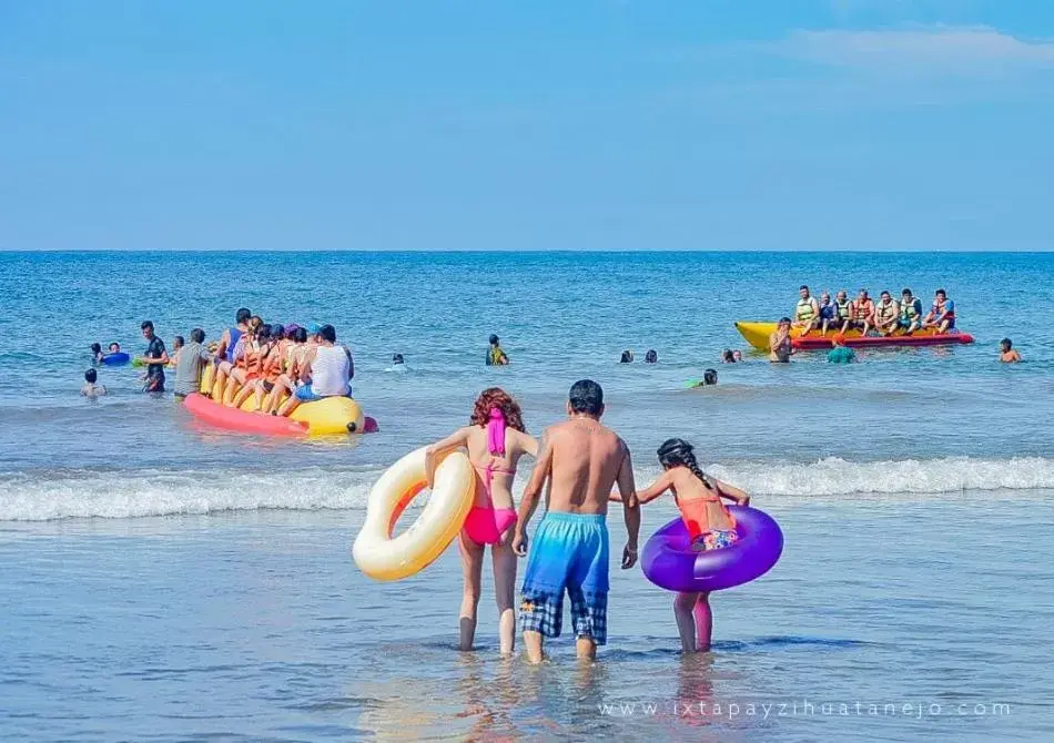 People, Beach in Ceiba Studios