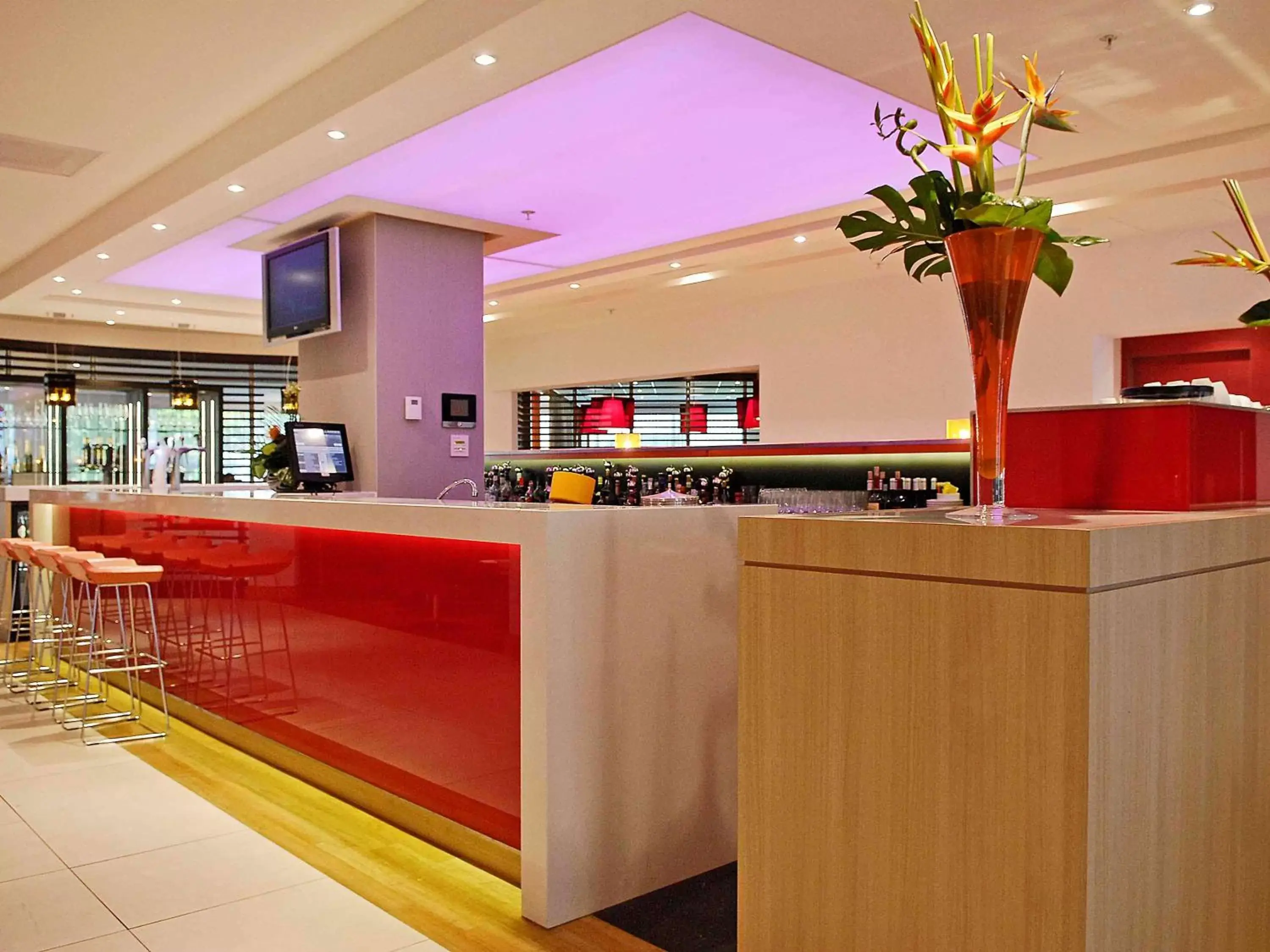 Lounge or bar, Lobby/Reception in Novotel Rotterdam Brainpark