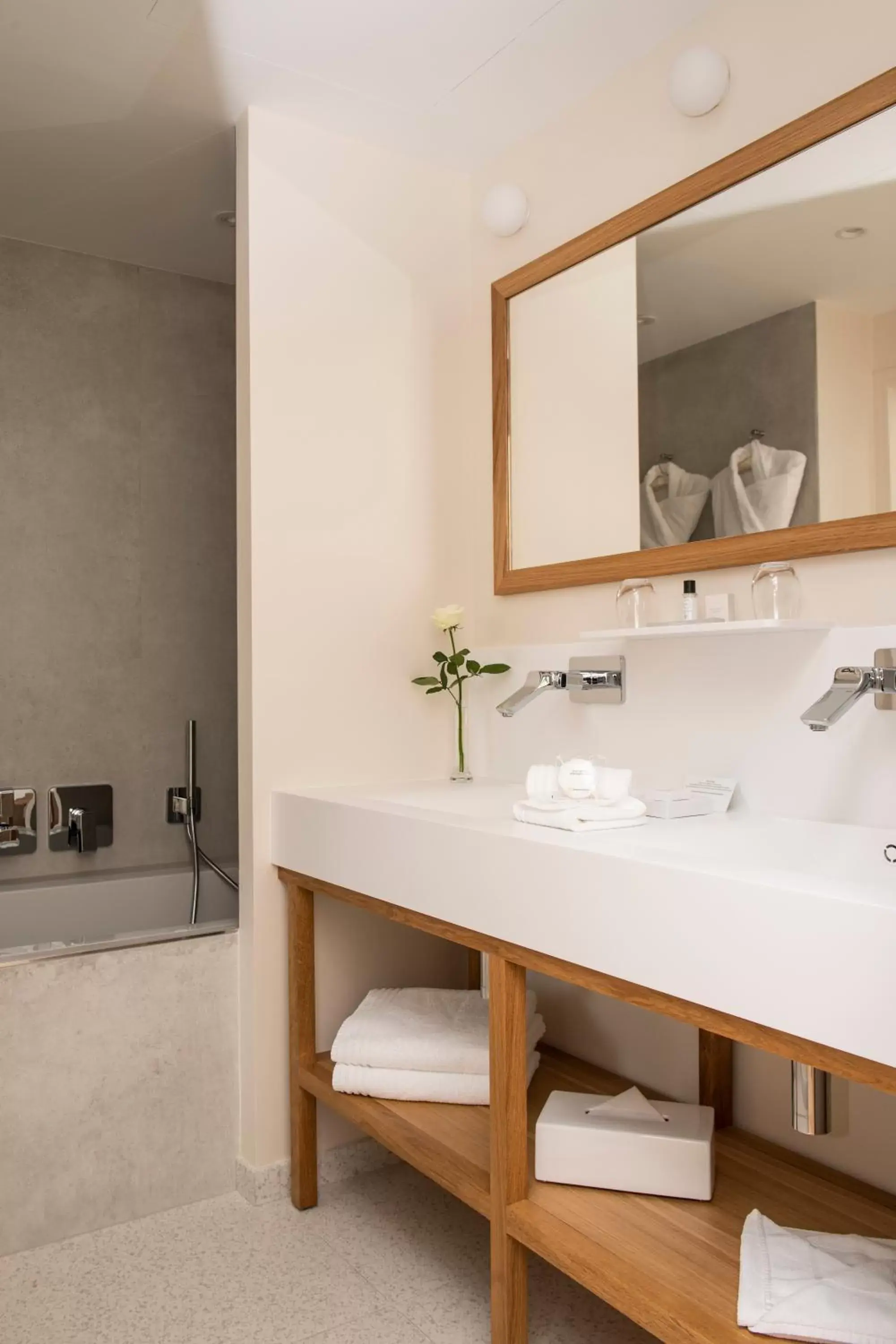 Bathroom in Château Cordeillan-Bages