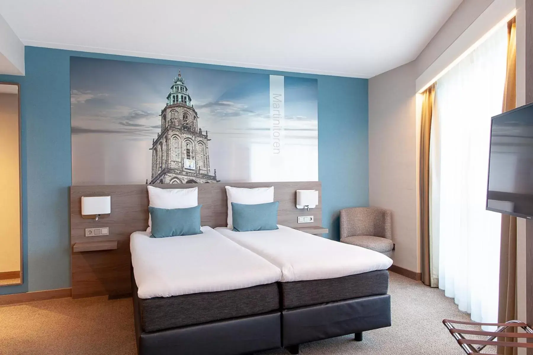 Photo of the whole room, Bed in Van der Valk Hotel Groningen-Hoogkerk