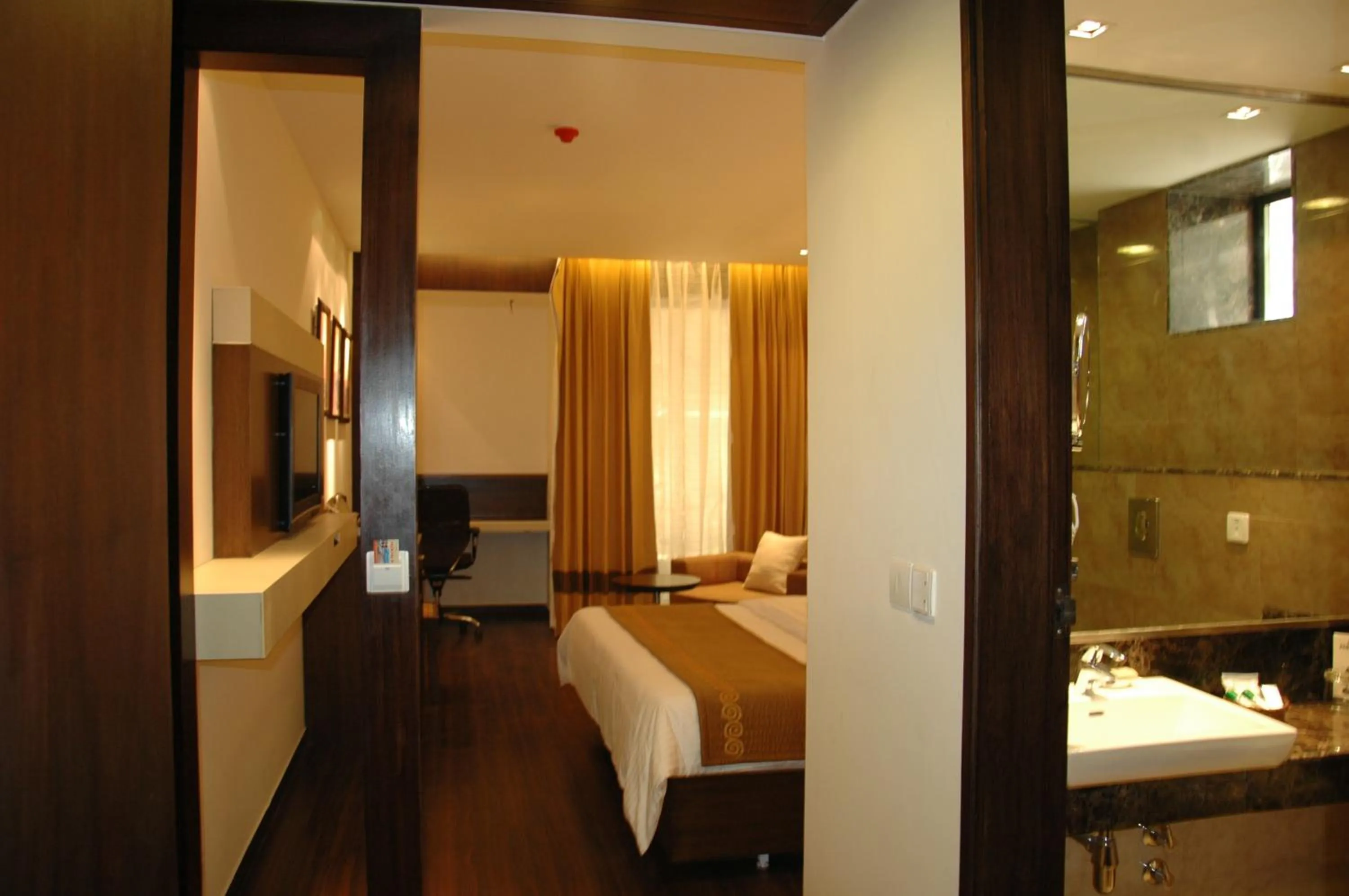 Bathroom, Bed in Shervani Nehru Place
