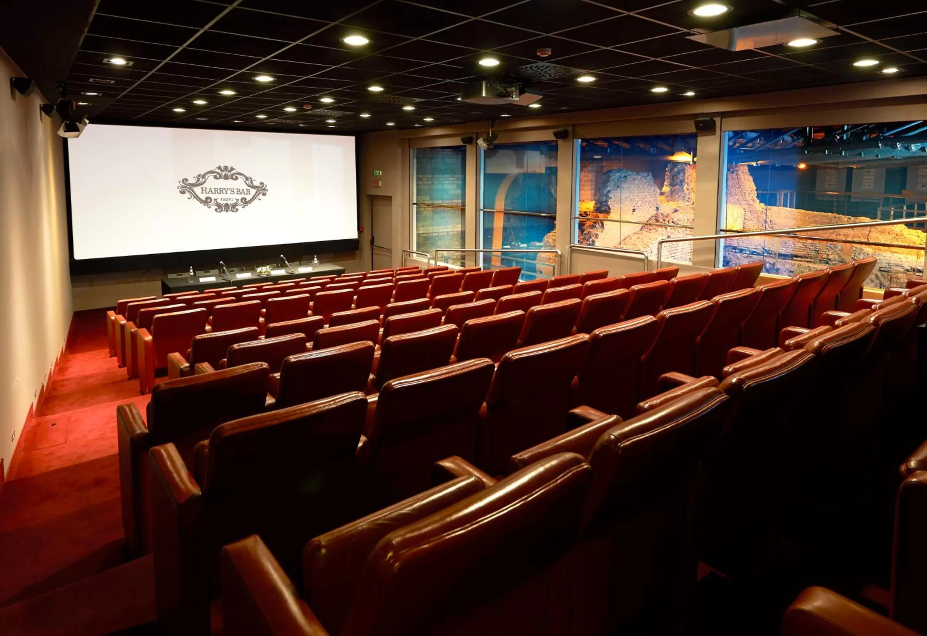 Activities in Harry's Bar Trevi Hotel & Restaurant