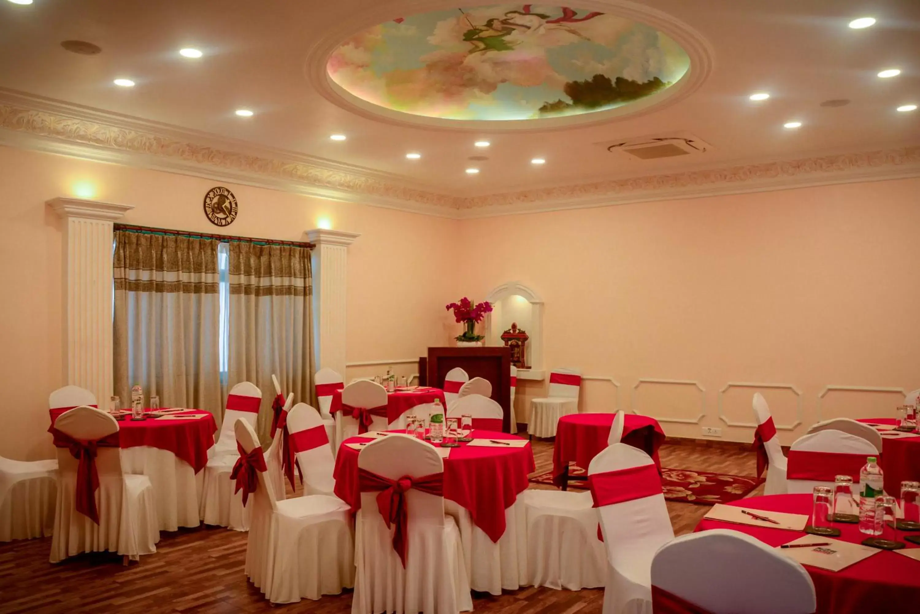 Meeting/conference room, Banquet Facilities in Maya Manor Boutique Hotel by KGH Group